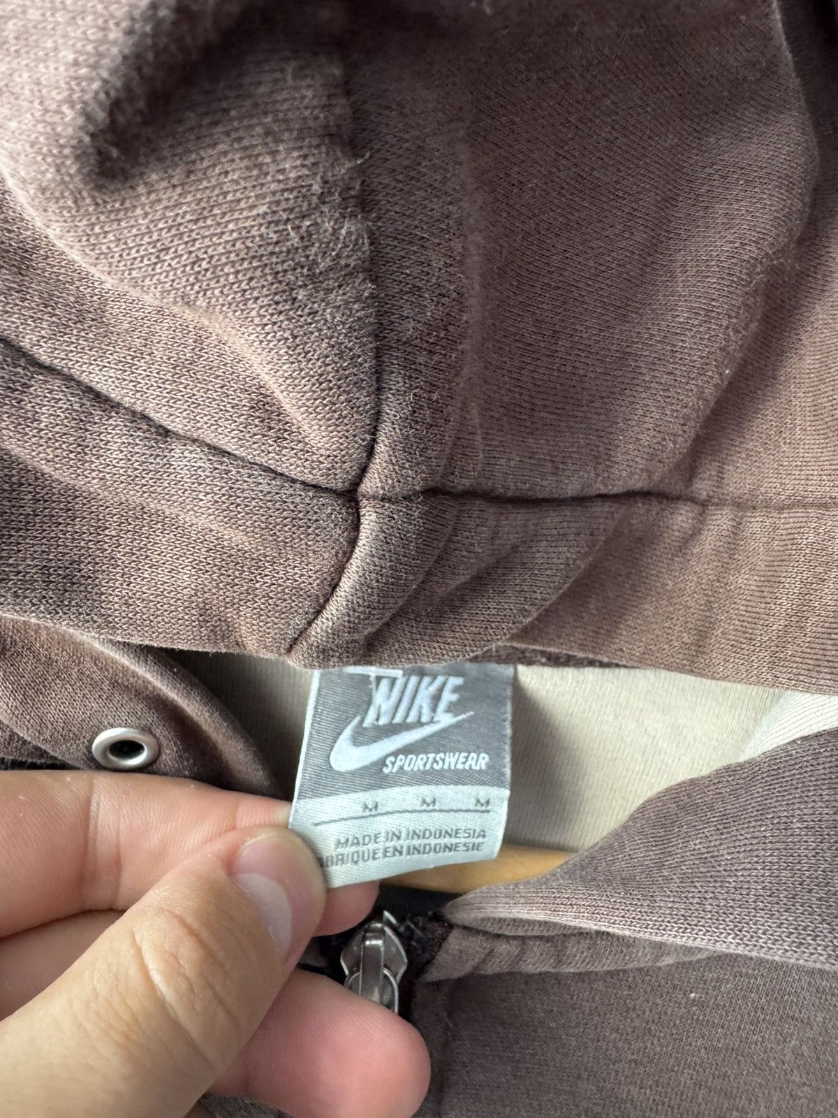 Nike RARE Vintage Nike Brown Zip Hoodie Size US M / EU 48-50 / 2 - 5 Thumbnail