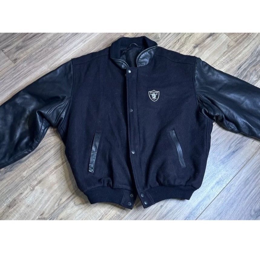 Other Raiders Black Wool & Leather Varsity Jacket With Logo Patch Size US L / EU 52-54 / 3 - 7 Thumbnail