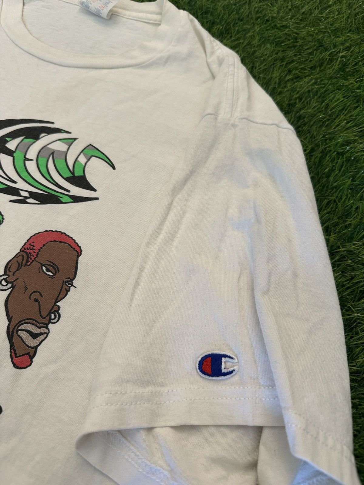 NBA Vintage nba dennis rodman mtv world tour 1996 tee shirt sz L Size US L / EU 52-54 / 3 - 5 Thumbnail