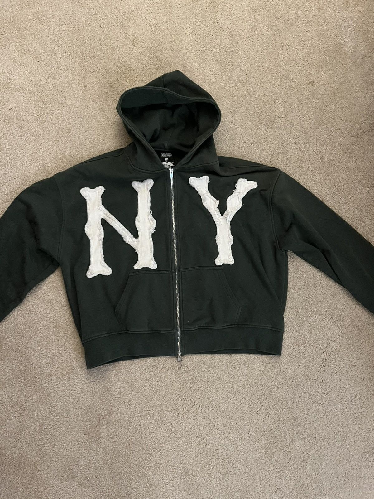 Memory Lane Park NY 骨文字デザイン フルジップパーカー Memorylane Park | Grailed