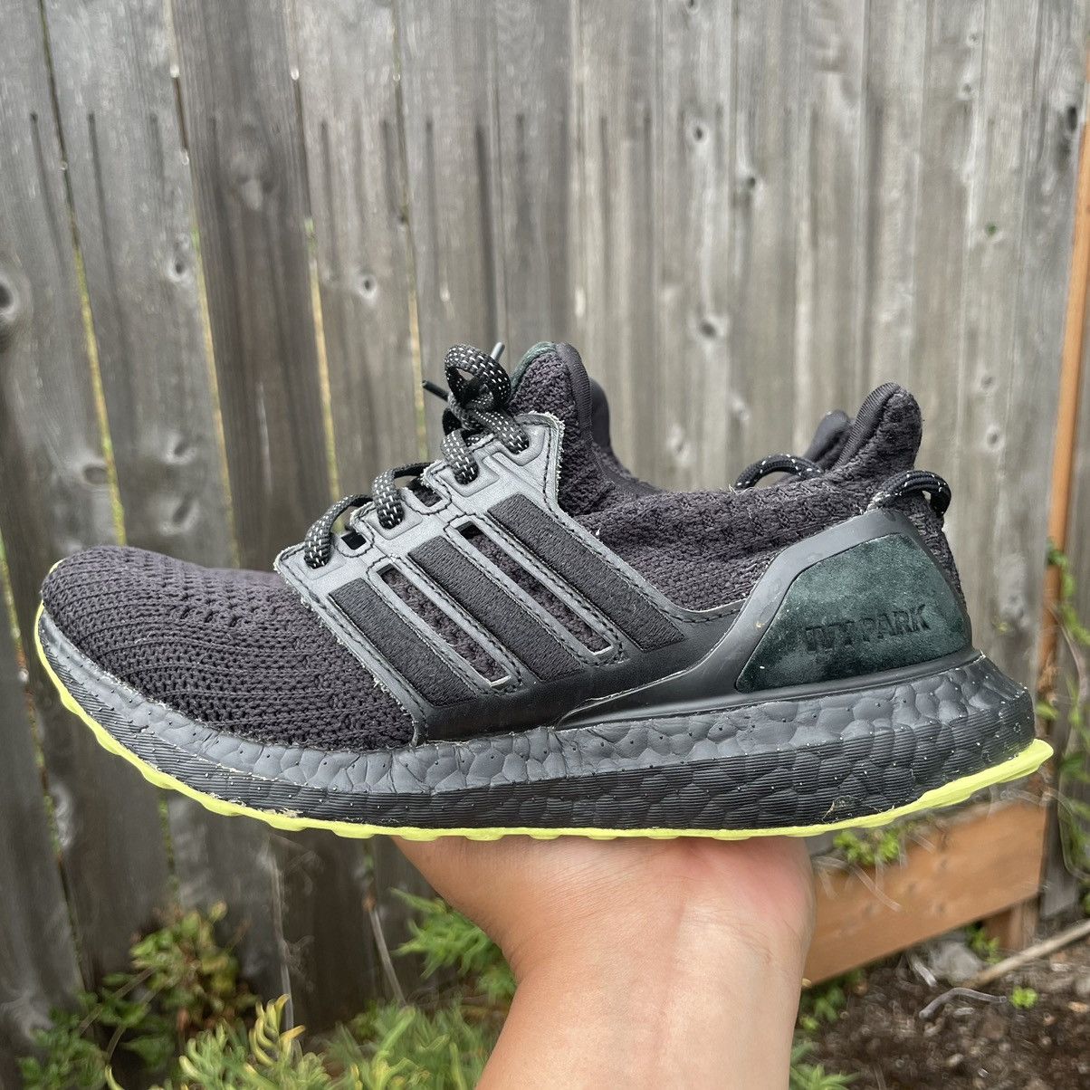 Adidas Adidas Ultraboost size 5.5 (women 7) Size US 7 / IT 37 - 3 Thumbnail