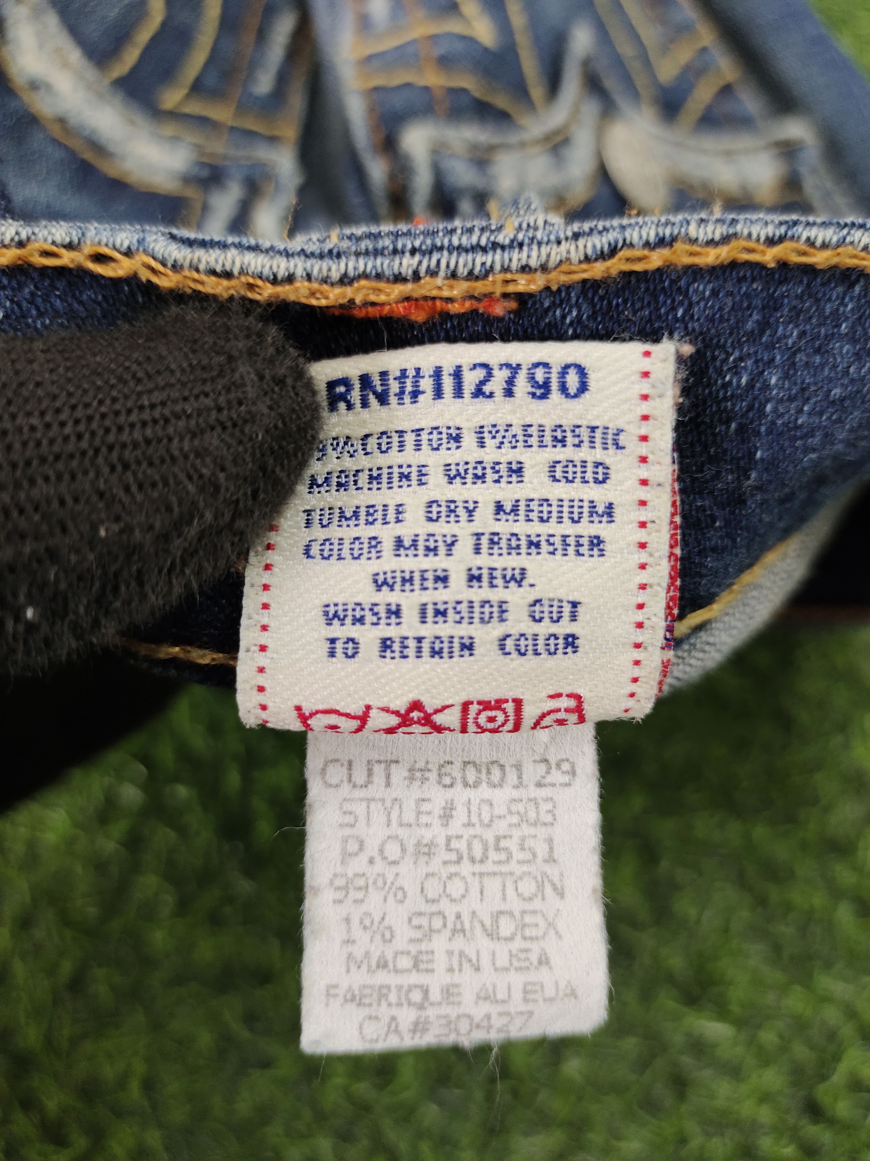 True Religion Flare Jeans True Religion Distress Low Rise Denim Bootcut Size 26" / US 2 / IT 38 - 16 Thumbnail