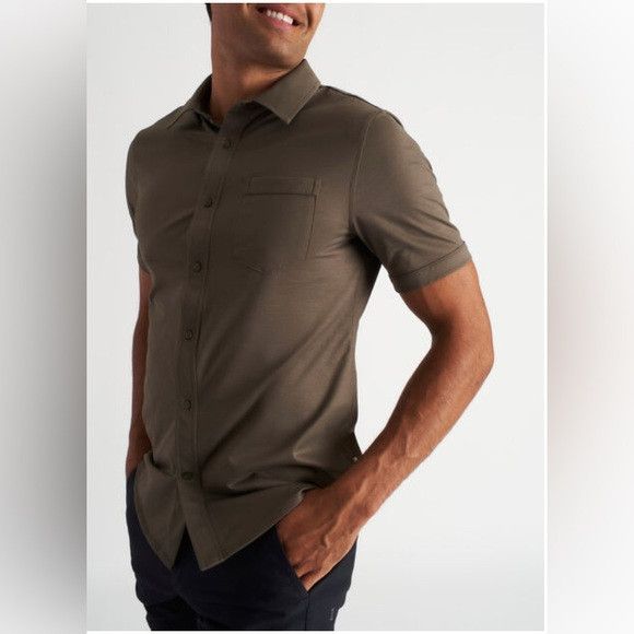 Kit and Ace Kit and Ace Technical Short Sleeve Shirt -Size L Size US L / EU 52-54 / 3 - 1 Thumbnail