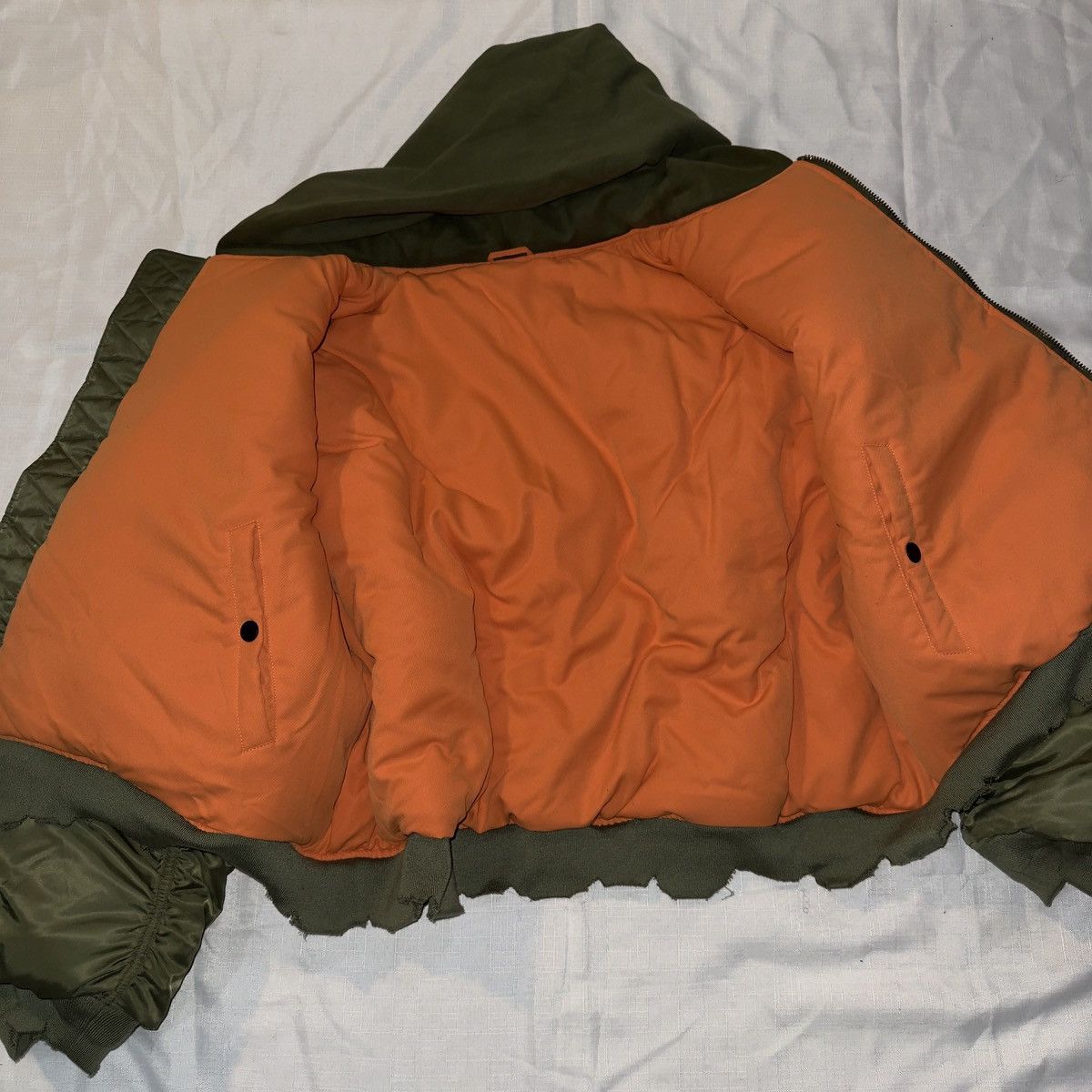 The GV Gallery GV Gallery Army Bomber Green Size L (Oversized) Size US L / EU 52-54 / 3 - 6 Thumbnail