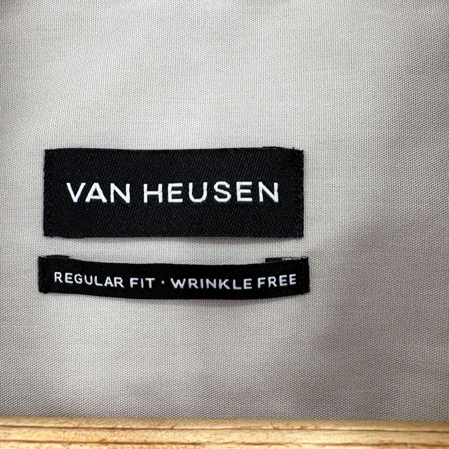 Van Heusen Van Heusen Shirt Mens 18 Stone Regular Fit Wrinkle Free Short Sleeve Casual Work Shirt Size US XXL / EU 58 / 5 - 3 Thumbnail