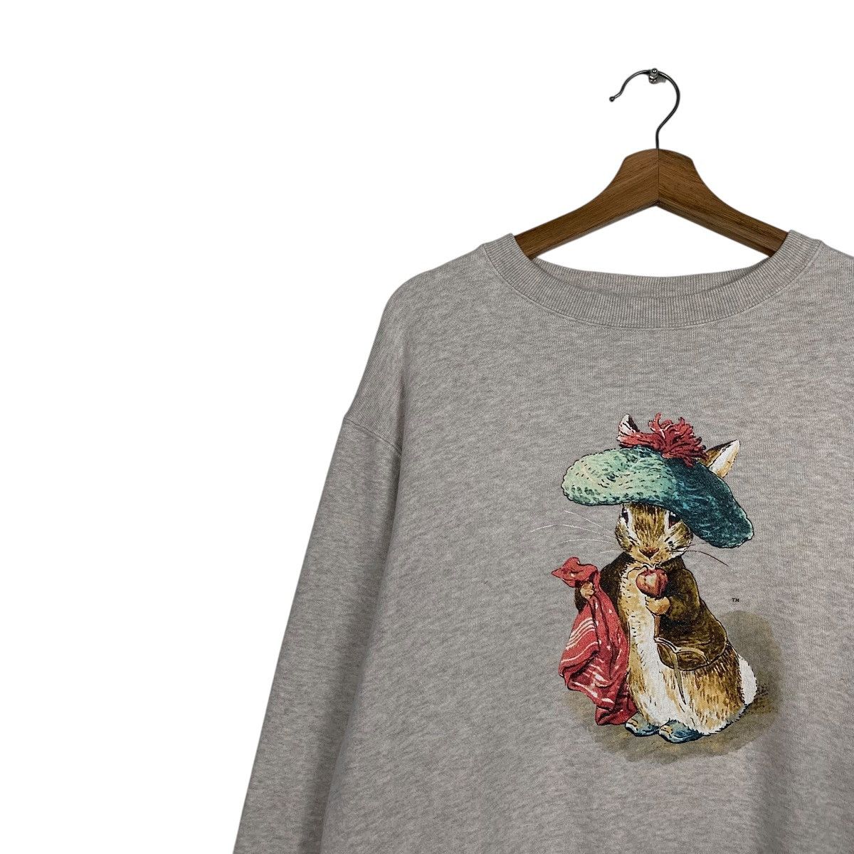 Uniqlo Uniqlo Peter Rabbit Crewneck Sweatshirt Size US M / EU 48-50 / 2 - 6 Thumbnail