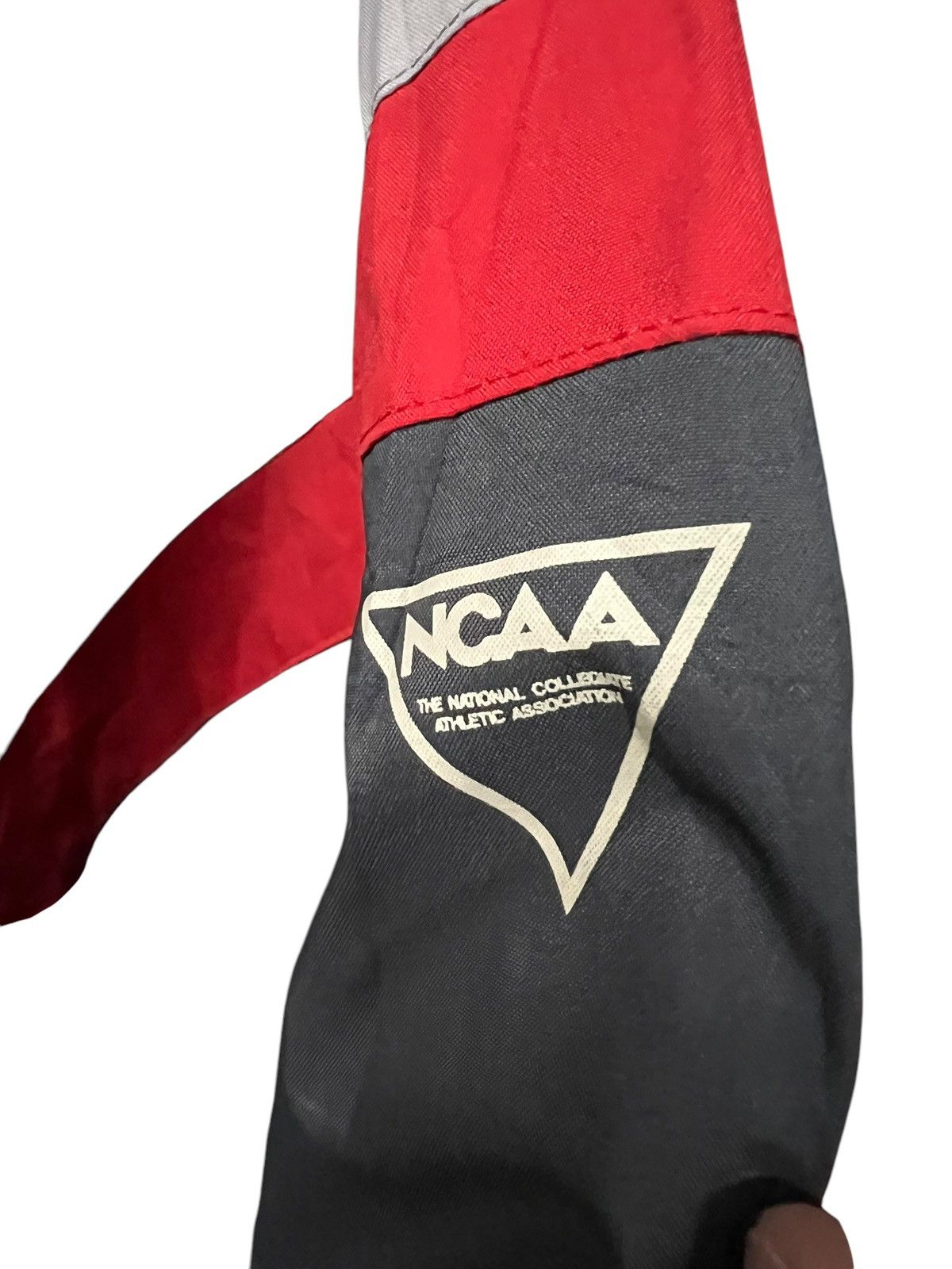 Descente × Japanese Brand × NCAA Vintage Ncaa x Goretex by descente Colour Block Jacket Size US M / EU 48-50 / 2 - 7 Thumbnail