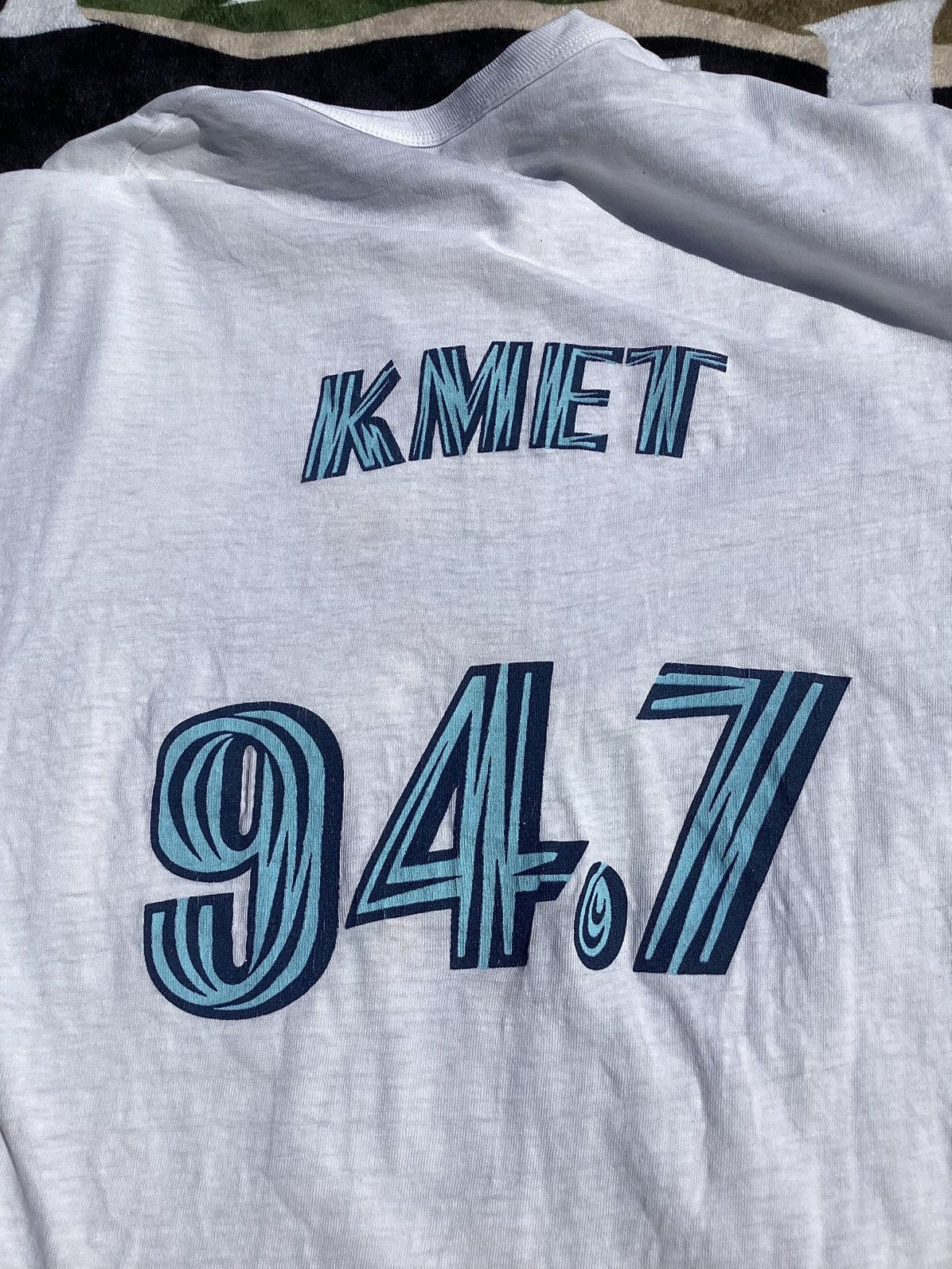 Hanes Vtg 80s last radio show KMET 94.7 single stitch USA made T Size US L / EU 52-54 / 3 - 4 Thumbnail