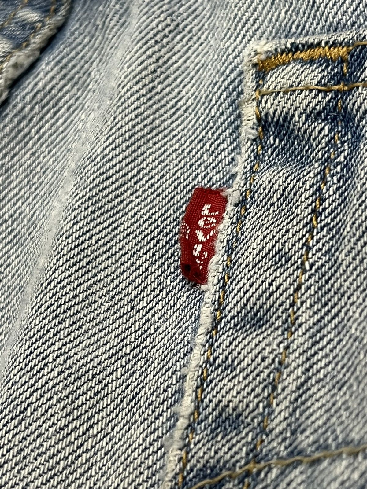 Levi's Distressed Levi’s 505 Light Wash Denim Jeans Size US 32 / EU 48 - 11 Thumbnail