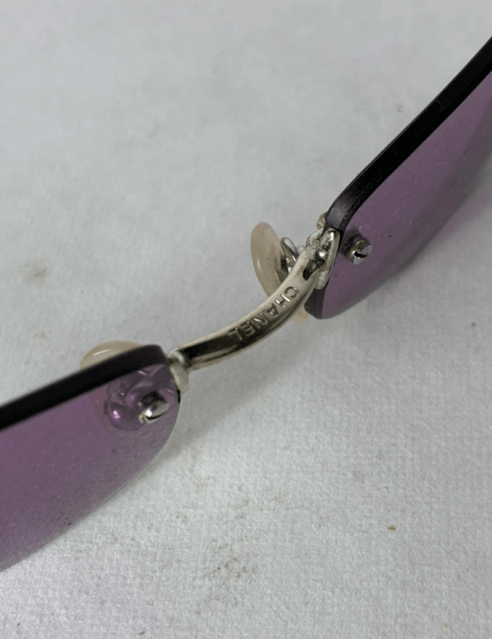 Chanel Chanel Sunglasses 4002 Rhinestone Logo 4017Rimless Vintage Size ONE SIZE - 4 Thumbnail