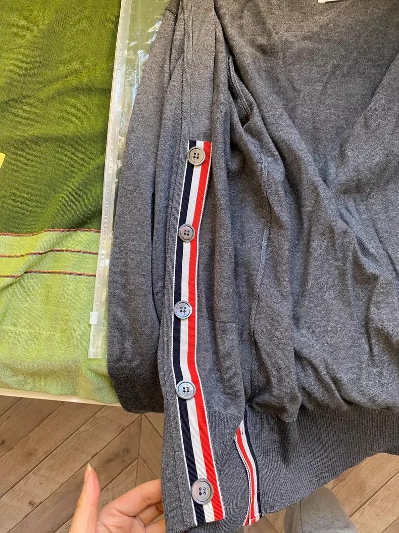 Thom Browne Thom Browne Cashmere cardigan Size US XS / EU 42 / 0 - 7 Thumbnail