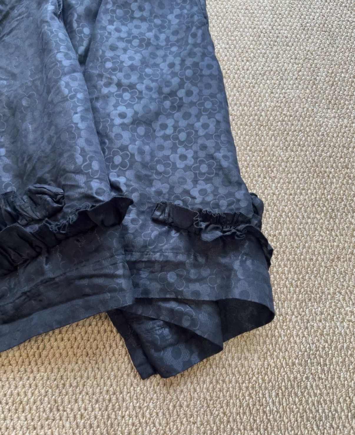 Comme des Garcons Comme des Garçons Floral Jacquard Ruffle Irregular Skirt K23 Size 24" / US 00 / IT 34 - 2 Thumbnail