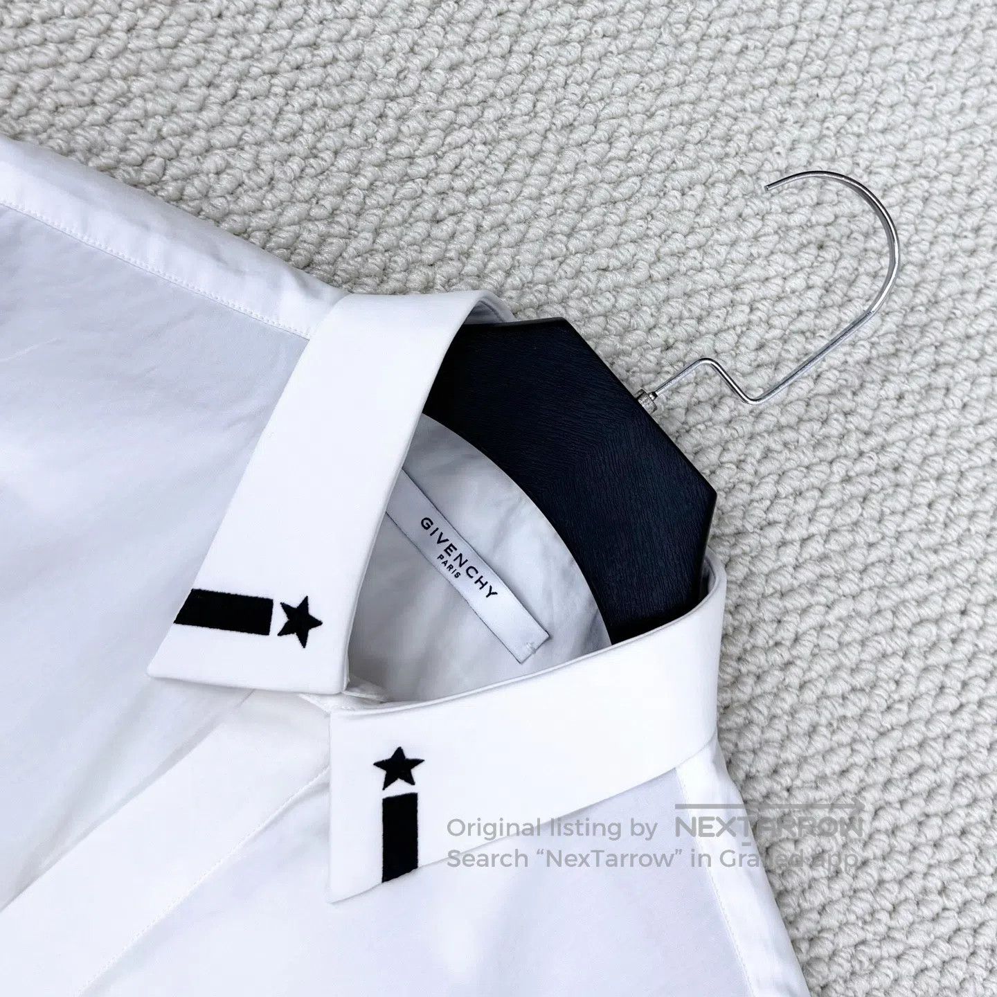 Givenchy Givenchy size 39 White shirt jacket with collar stripe sta Size US S / EU 44-46 / 1 - 3 Thumbnail