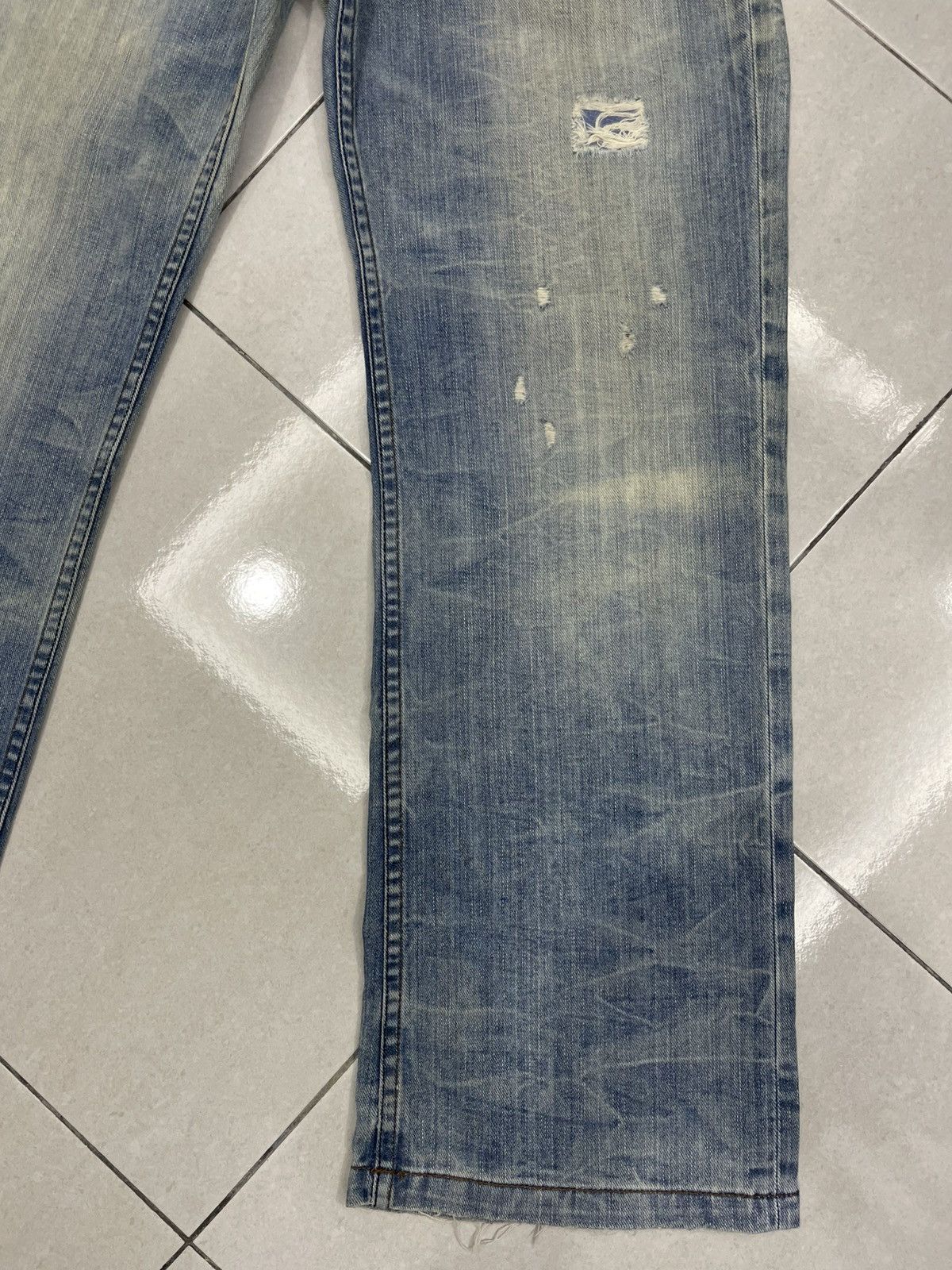 Armani Exchange Vintage Armani Exchange Flared Distressed Denim Made in USA Size US 32 / EU 48 - 3 Thumbnail