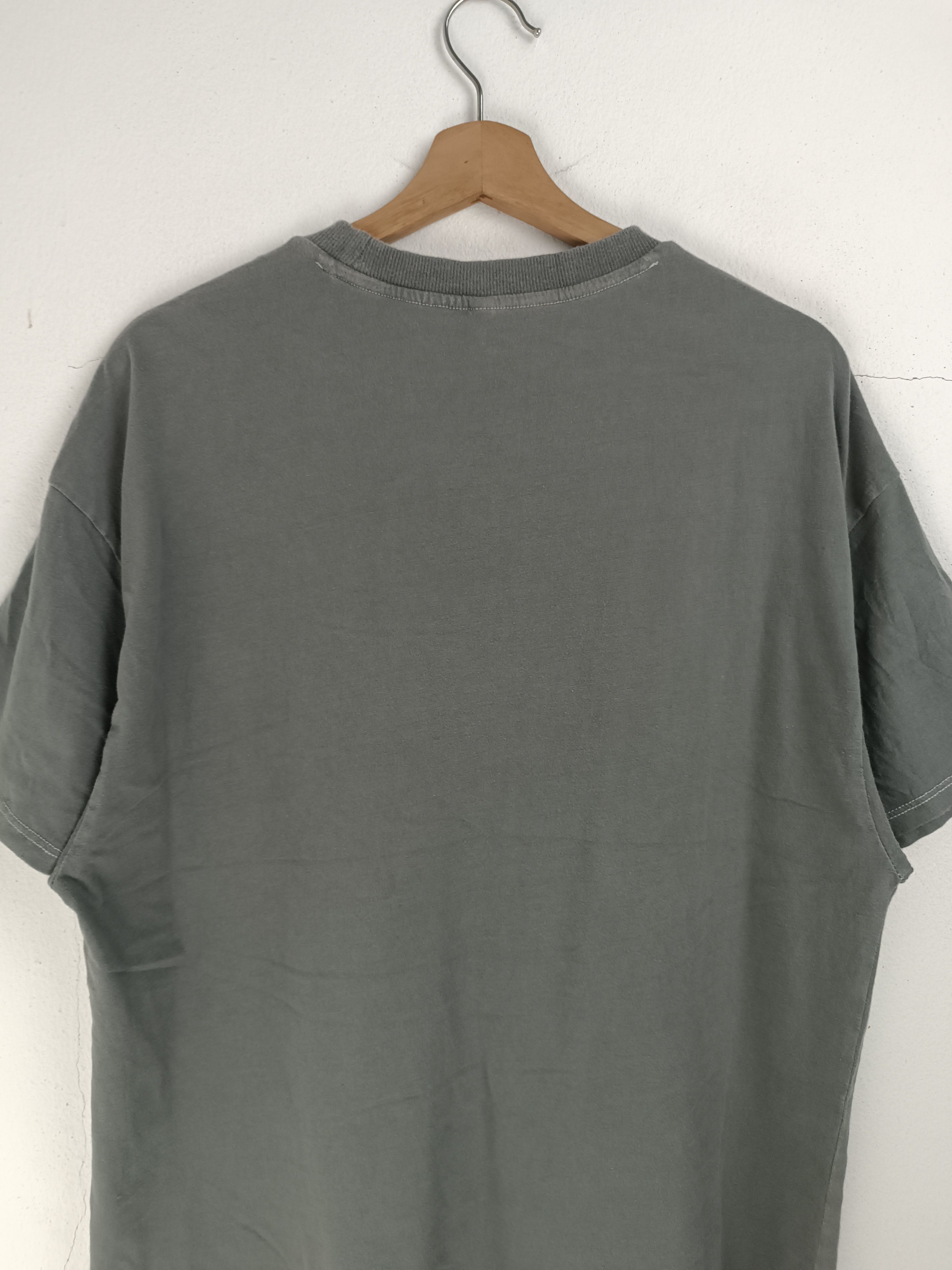 Band Tees VINTAGE NIRVANA H&M GRUNGE KURT COBAIN FOO FIGHTERS TEE Size US M / EU 48-50 / 2 - 13 Thumbnail