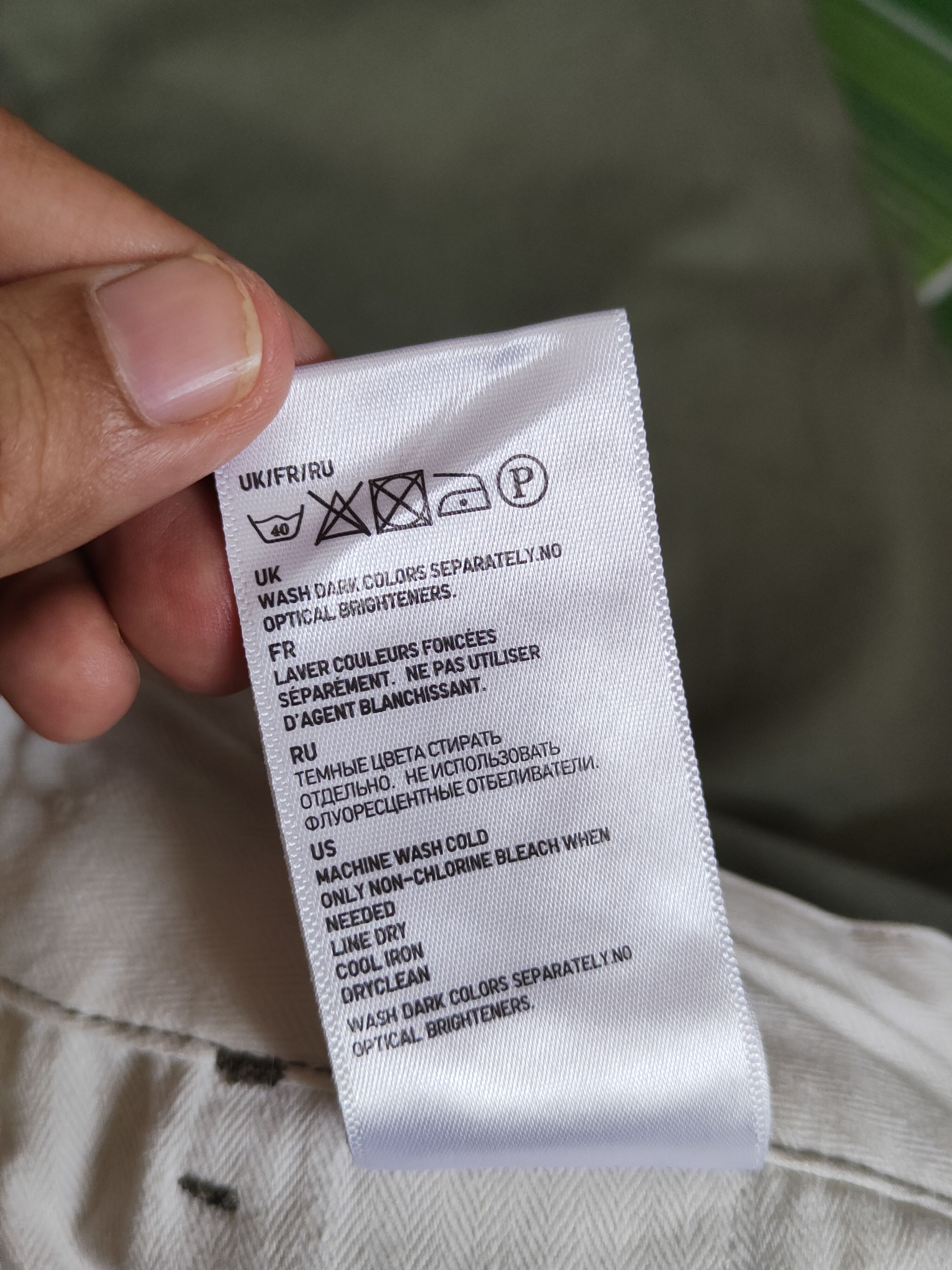 Japanese Brand Uniqlo Army Green ripped vintage Casual Pants #S2258 Size US 33 - 14 Thumbnail