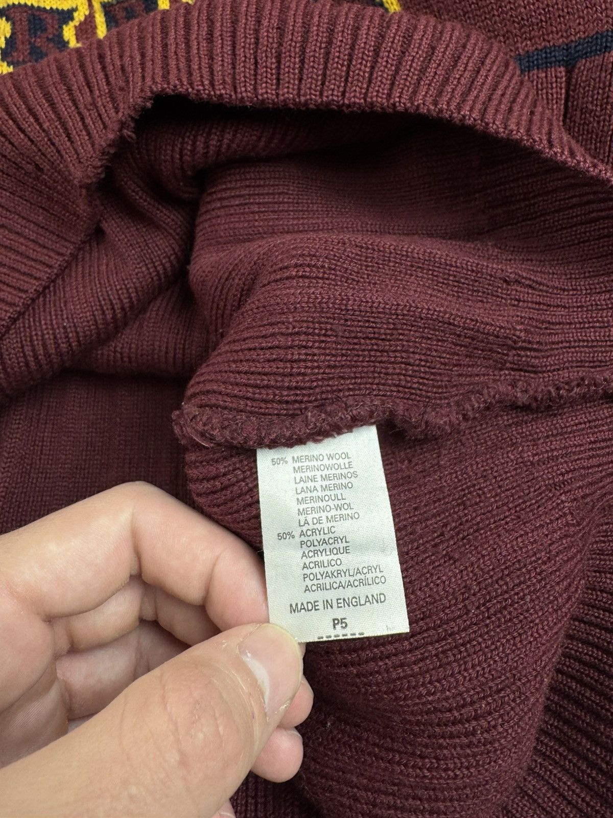 Burberry Burberrys London Vintage Men’s Large Wool Red Spellout Knited Sweater Pullover Size US L / EU 52-54 / 3 - 10 Thumbnail