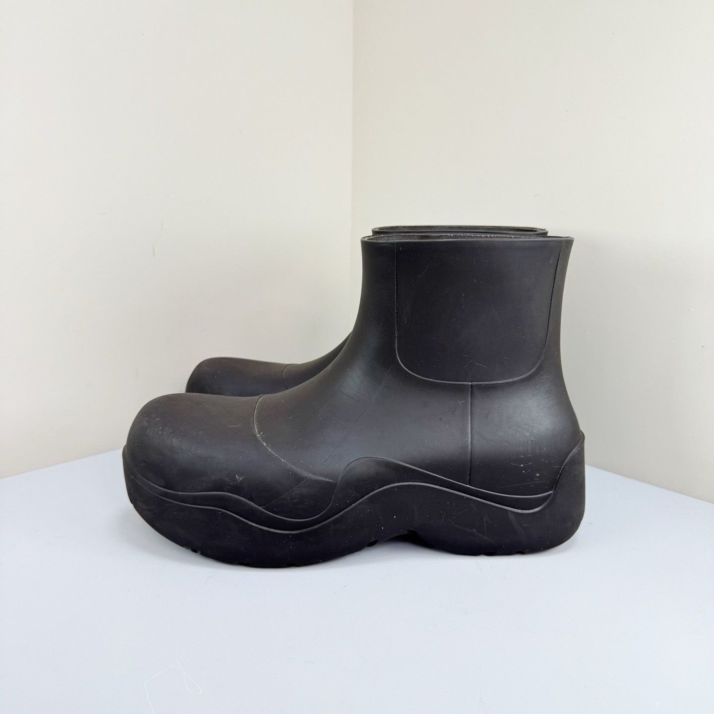Bottega Veneta Bottega Veneta Brown Rubber Rain Boots Size US 8 / EU 41 - 1 Thumbnail