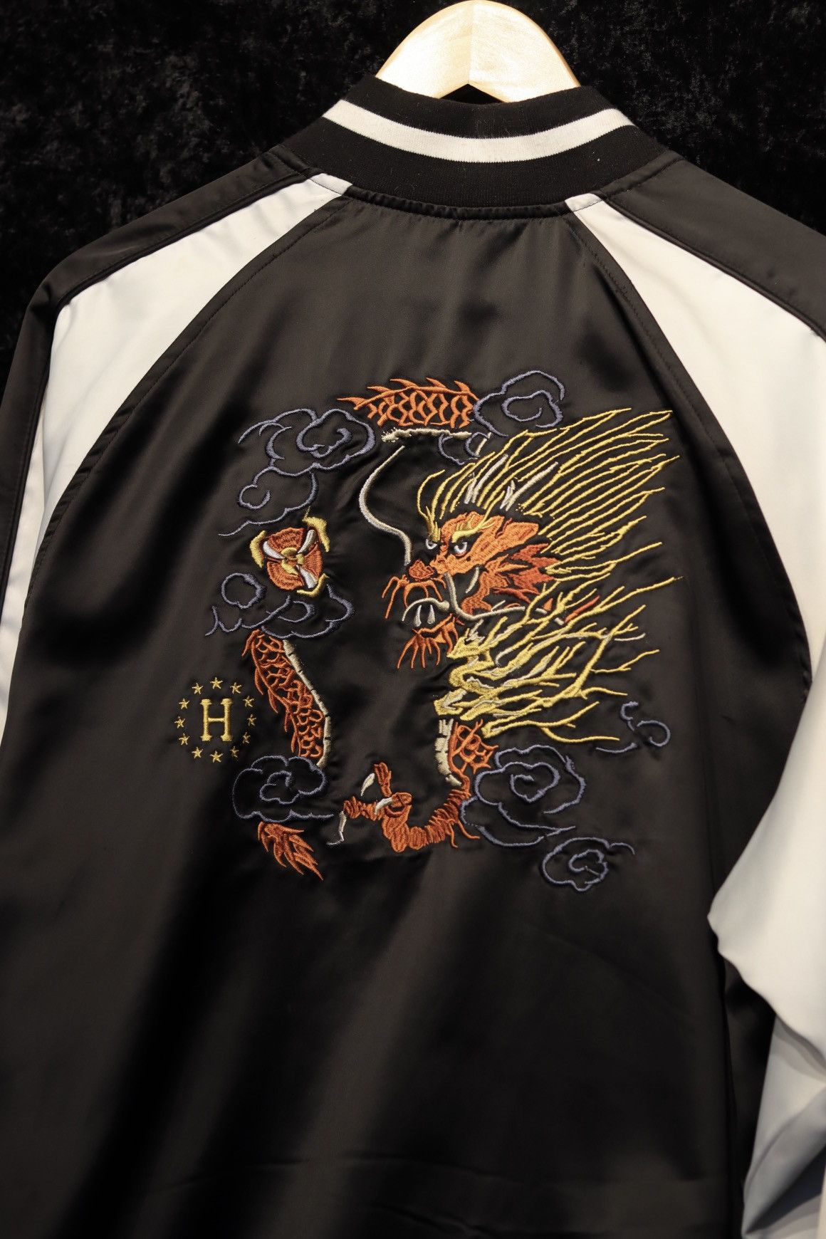 Huf Huf Embroidered Dragon Bomber Size US L / EU 52-54 / 3 - 5 Thumbnail