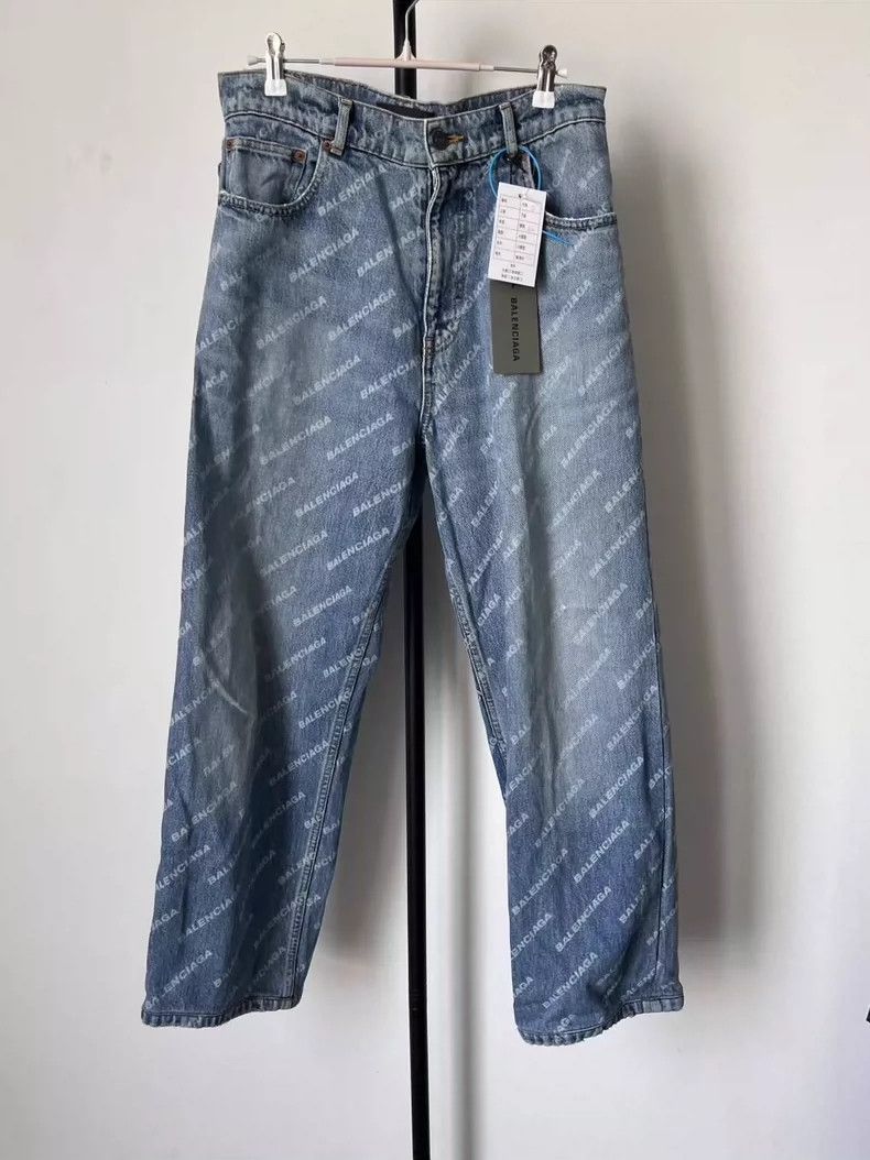 Balenciaga Balenciaga Logo Full Button Loose Mid-Rise Straight Leg Je Size US 27 - 1 Thumbnail
