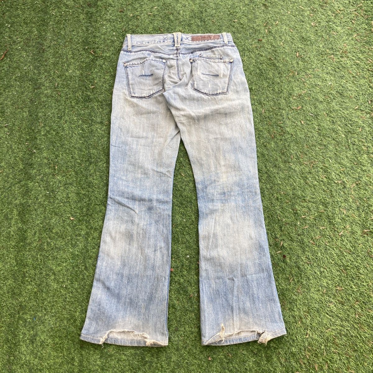 If Six Was Nine YANUK BOOTCUT DISTRESSED JEANS Size 29" - 2 Thumbnail