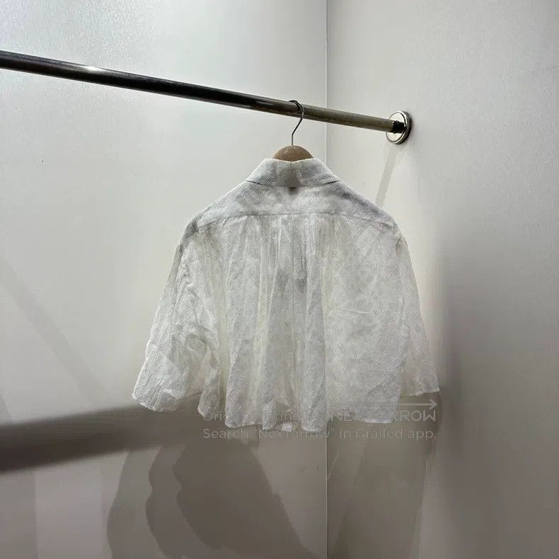 Louis Vuitton Louis Vuitton Full logo Cape Shirt Size XXS / US 00 / IT 34 - 2 Thumbnail