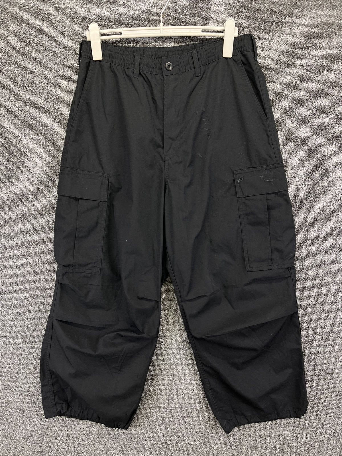 GU GU by Uniqlo Balloon Beigi Cargo Pants Size US 32 / EU 48 - 1 Thumbnail