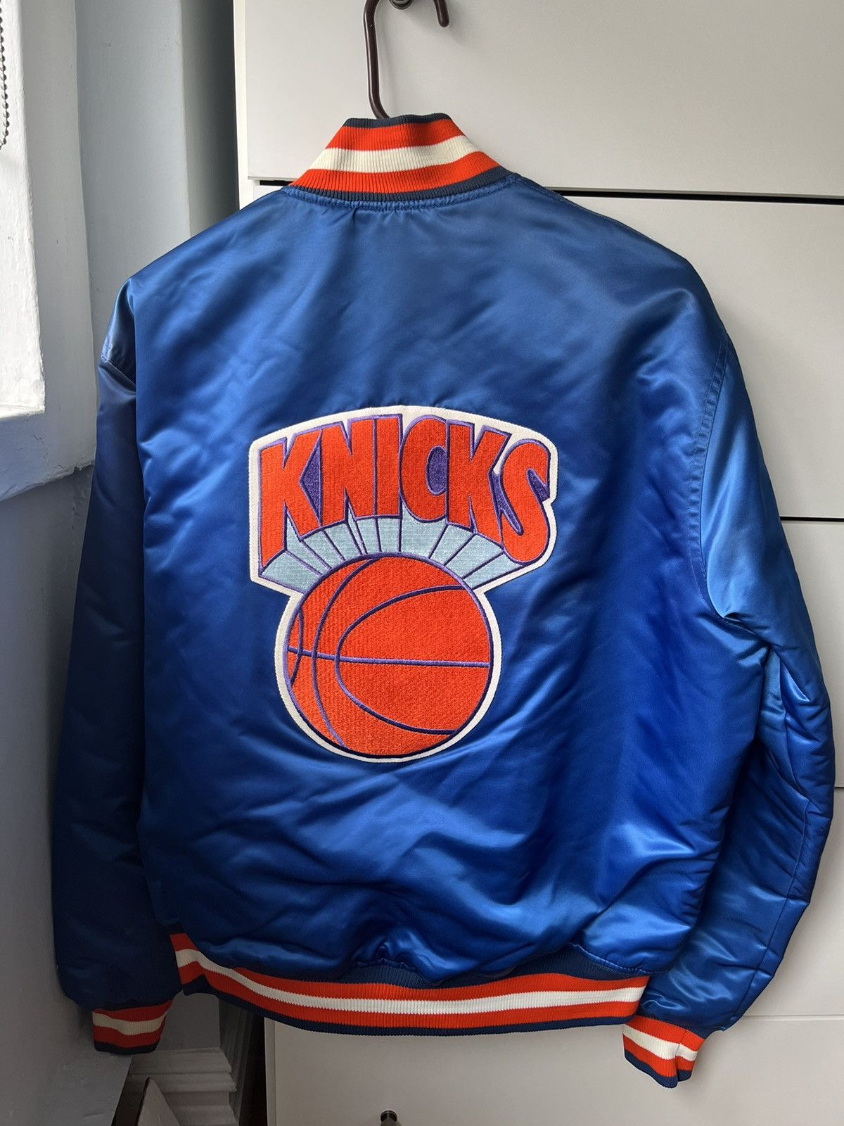 image of New York Knicks Starter Satin Bomber Jacket Size L in Blue, Men's