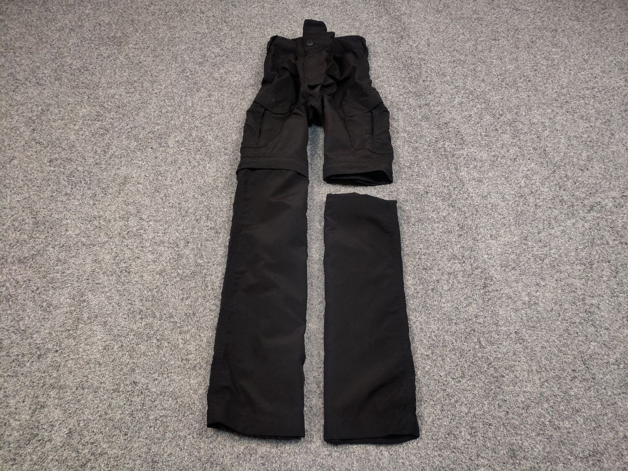 The North Face Vintage 90's The North Face Cargo Black Track Pants x Shorts Size US 32 / EU 48 - 2 Thumbnail