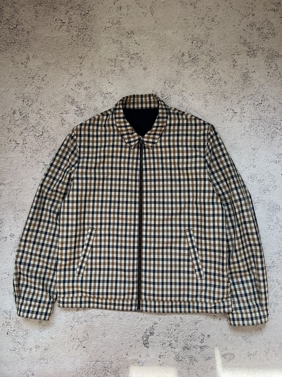 Aquascutum AQUASCUTUM BRACKENBURY REVERSIBLE JACKET IN NAVY Size US L / EU 52-54 / 3 - 7 Thumbnail