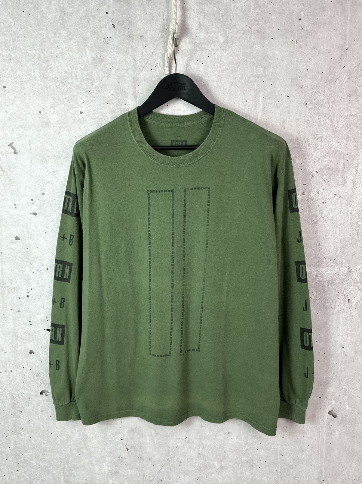 Jay-Z Jay-Z x Beyonce OTR 2 World Tour Green Printed Long Sleeve Size US L / EU 52-54 / 3 - 1 Thumbnail