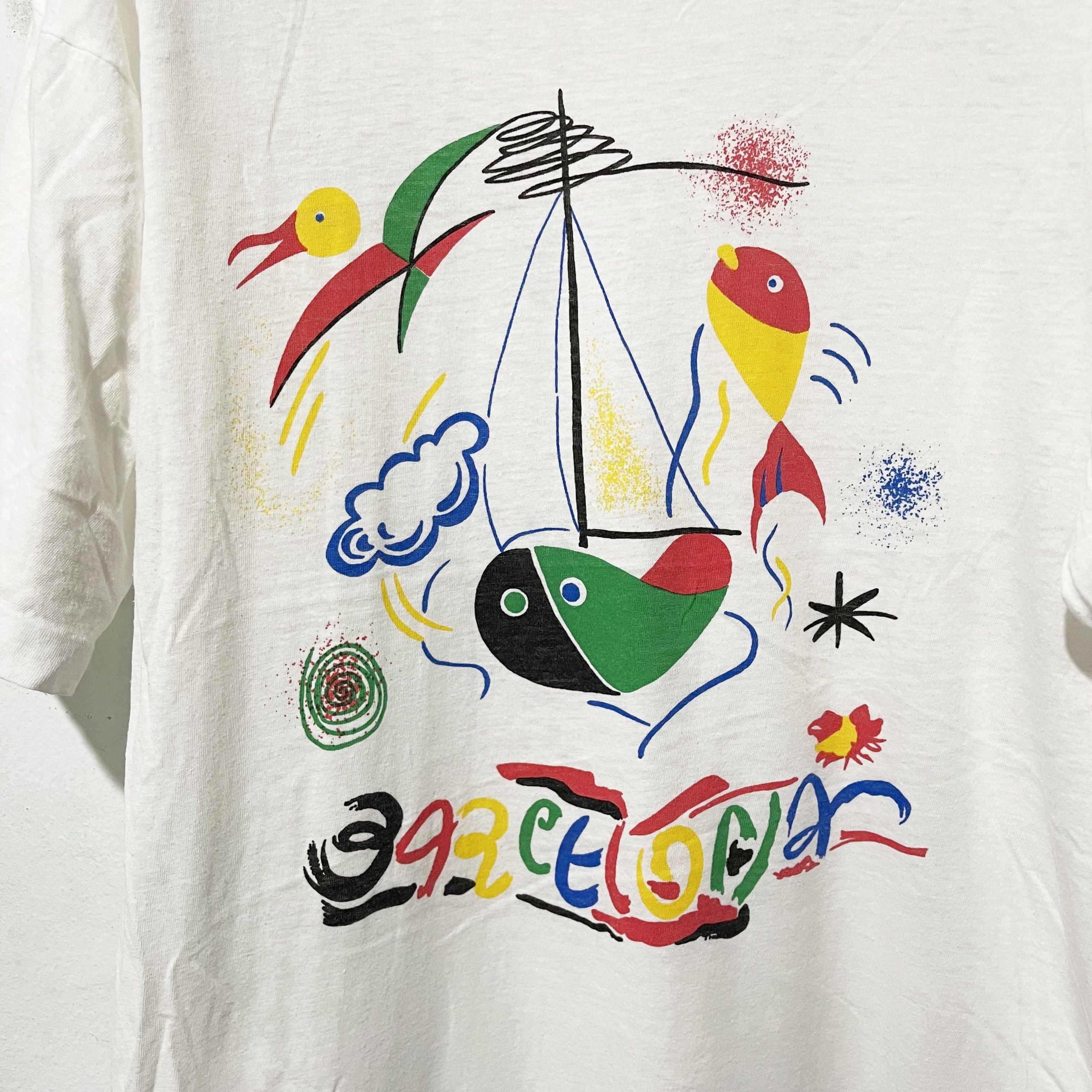 Vintage Vintage 90s Barcelona Abstract Art T-Shirt Size US M / EU 48-50 / 2 - 2 Thumbnail