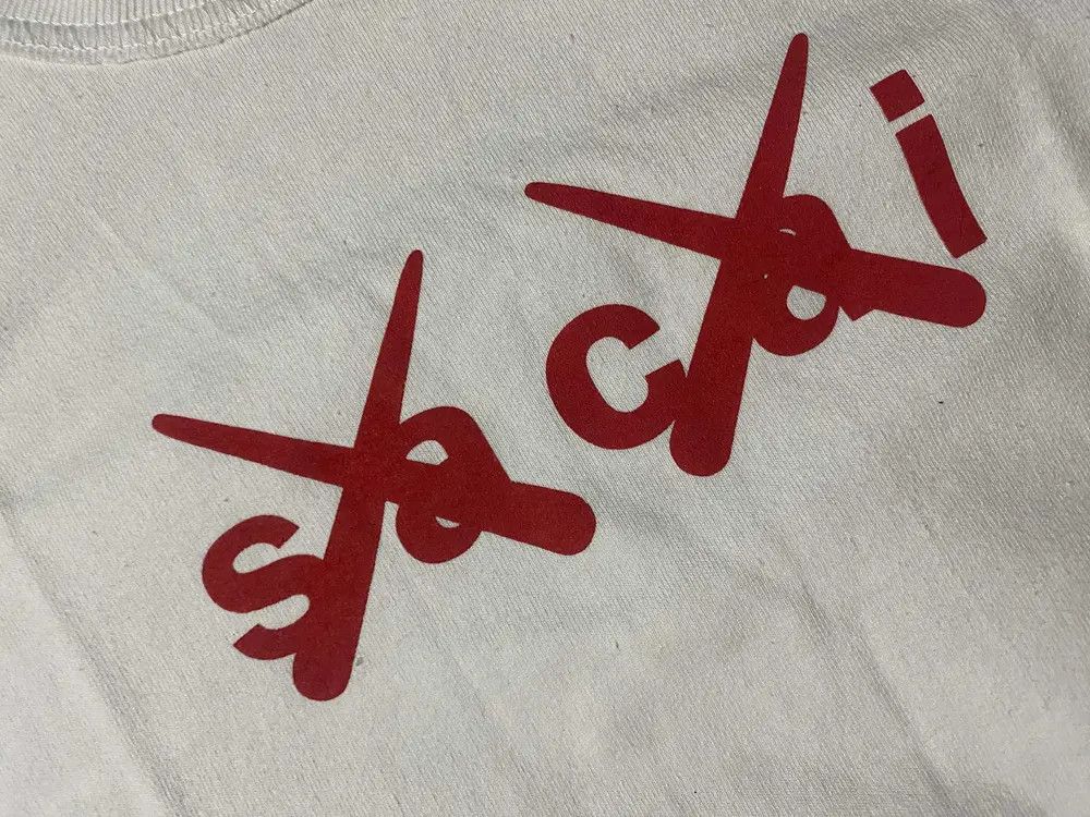 Kaws × Sacai KAWS x Sacai Flock Print T-shirt Size S / US 4 / IT 40 - 3 Thumbnail