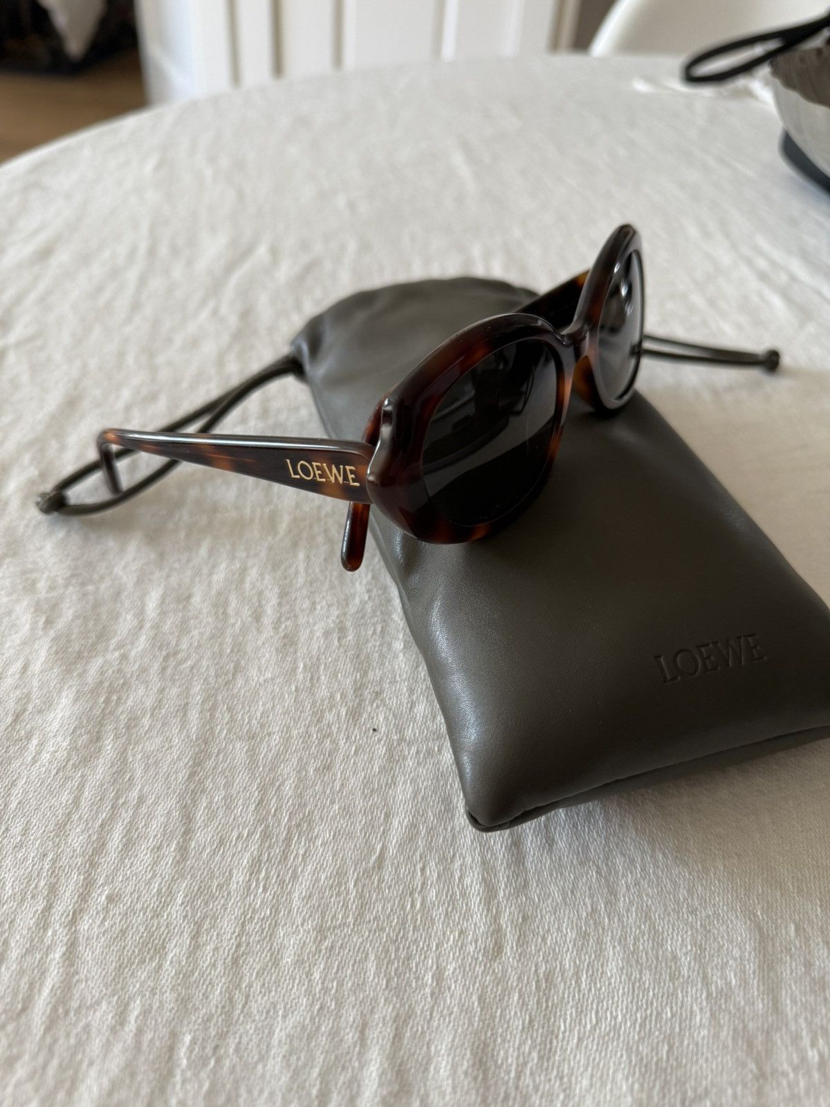 Loewe Loewe Oval Turtle sunglasses Size ONE SIZE - 5 Thumbnail