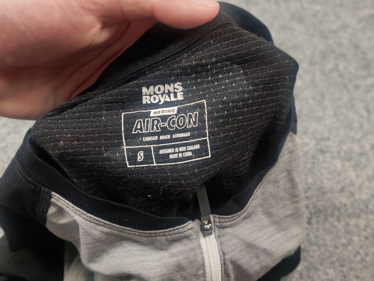 Icebreaker Mons Royale merino Wool air con thermal T-shirt short zip Size US S / EU 44-46 / 1 - 13 Thumbnail