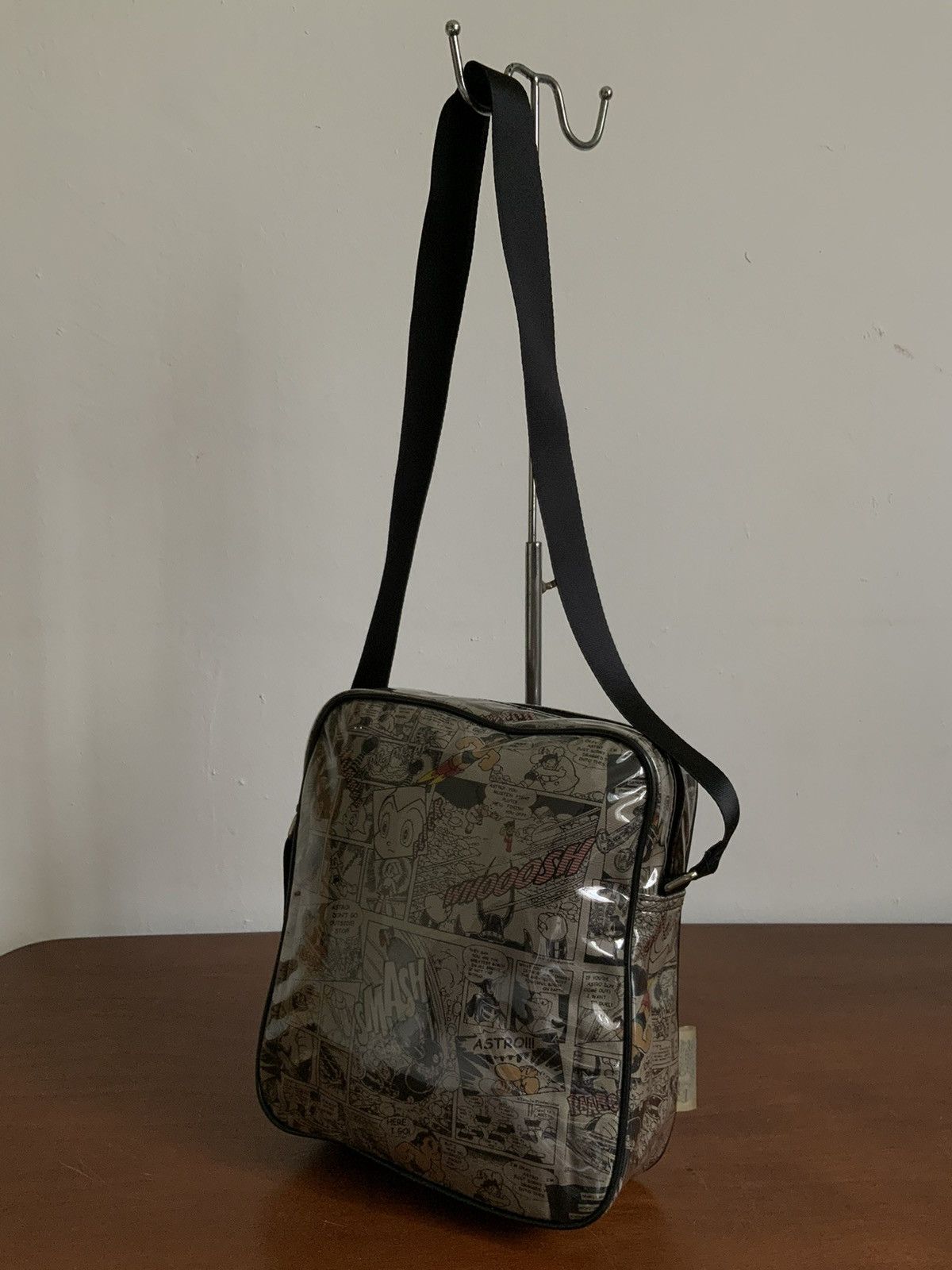 Japanese Brand Vintage Astro Boy Tezuka Production Cross Body Bag Size ONE SIZE - 1 Thumbnail
