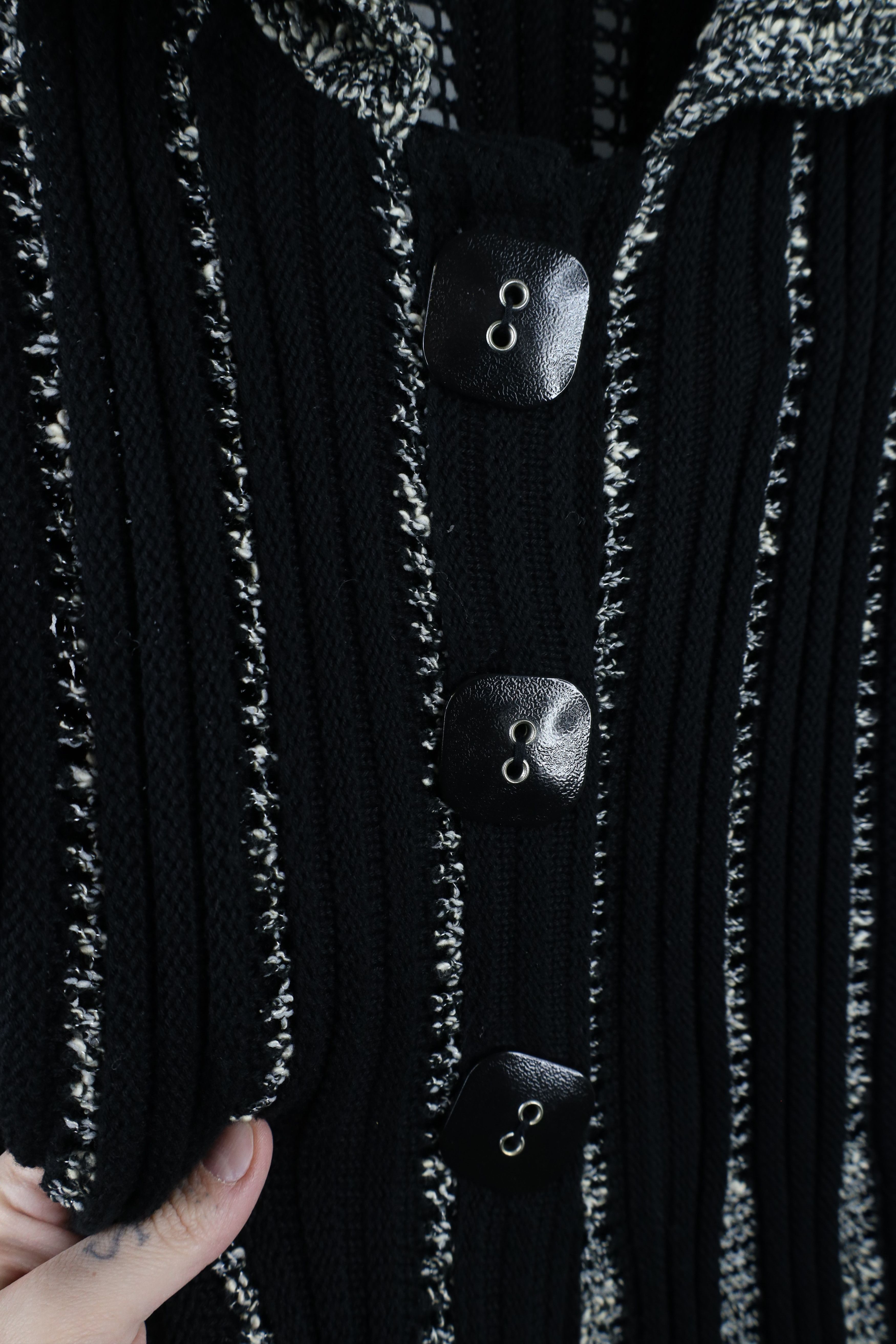 Vintage Vintage 90s Gothic Lagenlook Button Knit Cardigan Sweater Size L / US 10 / IT 46 - 5 Thumbnail