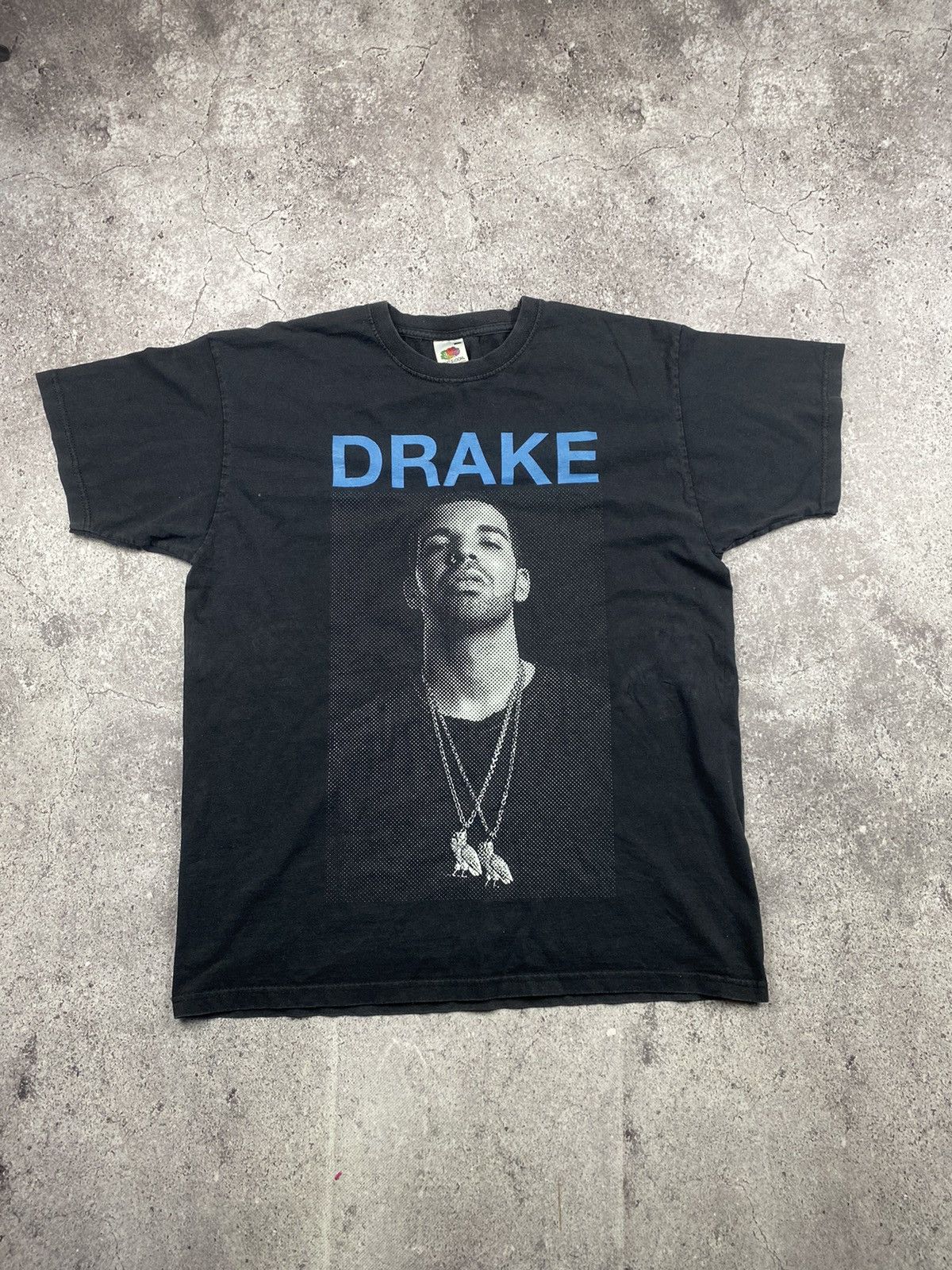 Drake × October's Very Own × Vintage Vintage Drake Would You Like A Tour 2014 T-shirt Size US L / EU 52-54 / 3 - 1 Thumbnail