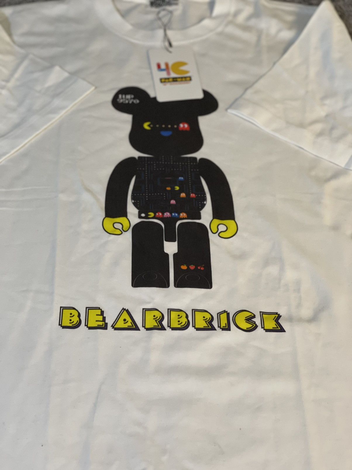 Medicom Toy BE@RBRICK X Pac Man 40th Anniversary T-Shirt White XL NWT Size US XL / EU 56 / 4 - 6 Thumbnail