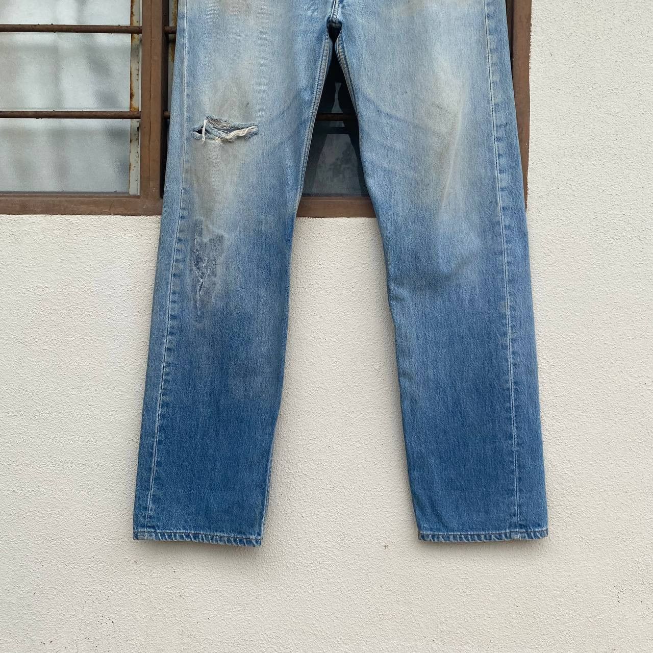 Levi's Vintage Clothing VINTAGE 00'S LEVIS 501 DISTRESSED DIRTY JEAN W35X33" Size US 35 - 2 Thumbnail