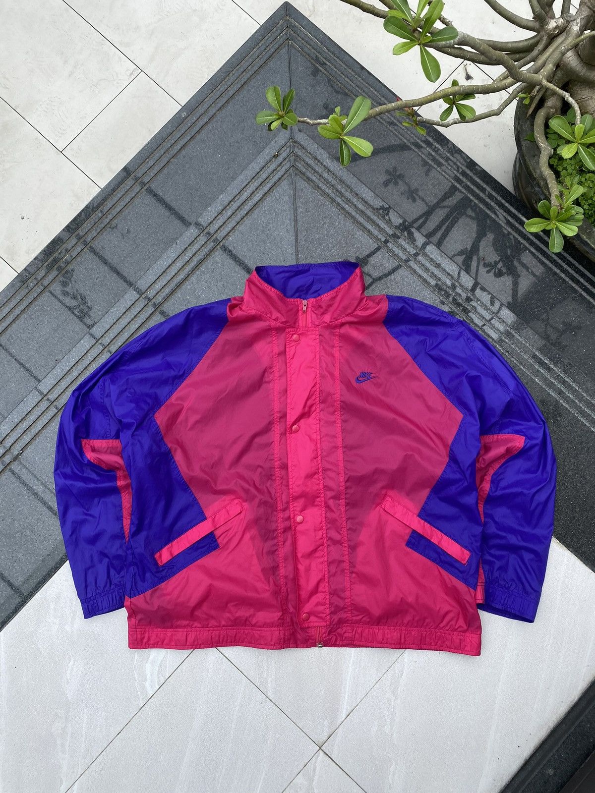 Nike × Vintage 90’s NIKE RARE SWOOSH Y2K LOGO RETRO BAGGY NYLON ZIP JACKET Size US XXL / EU 58 / 5 - 1 Thumbnail