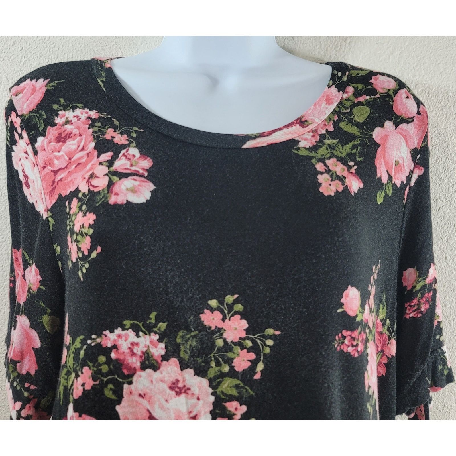 Other Reborn J Black Pink Floral Round Neck Top Medium Lightweight Size M / US 6-8 / IT 42-44 - 5 Thumbnail