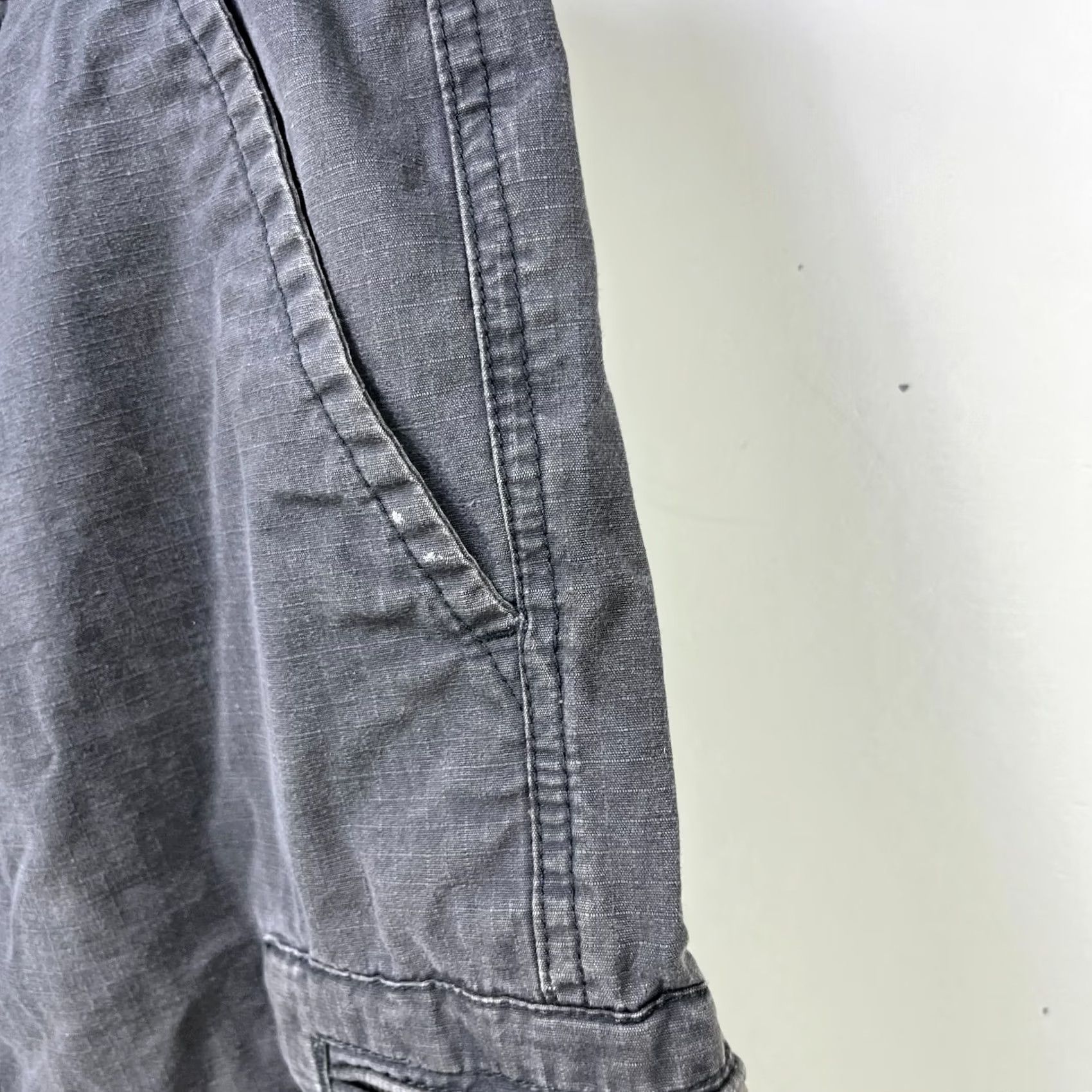 Nike Vintage Nike Y2K Swoosh Shorts 34 Size US 34 / EU 50 - 3 Thumbnail