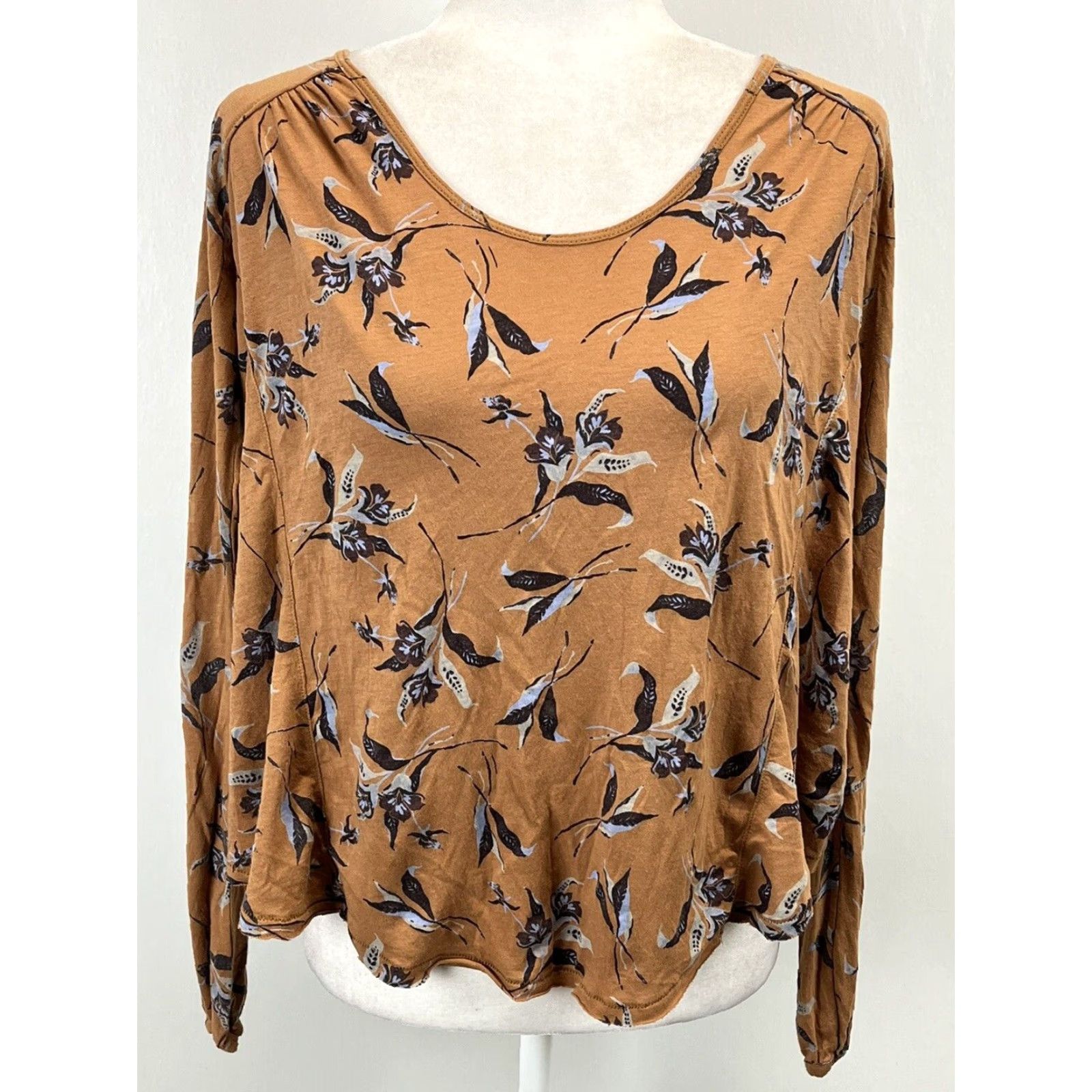 Free People Free People Floral Open Back Blouse Long Sleeve Small Multicolor Size S / US 4 / IT 40 - 2 Thumbnail