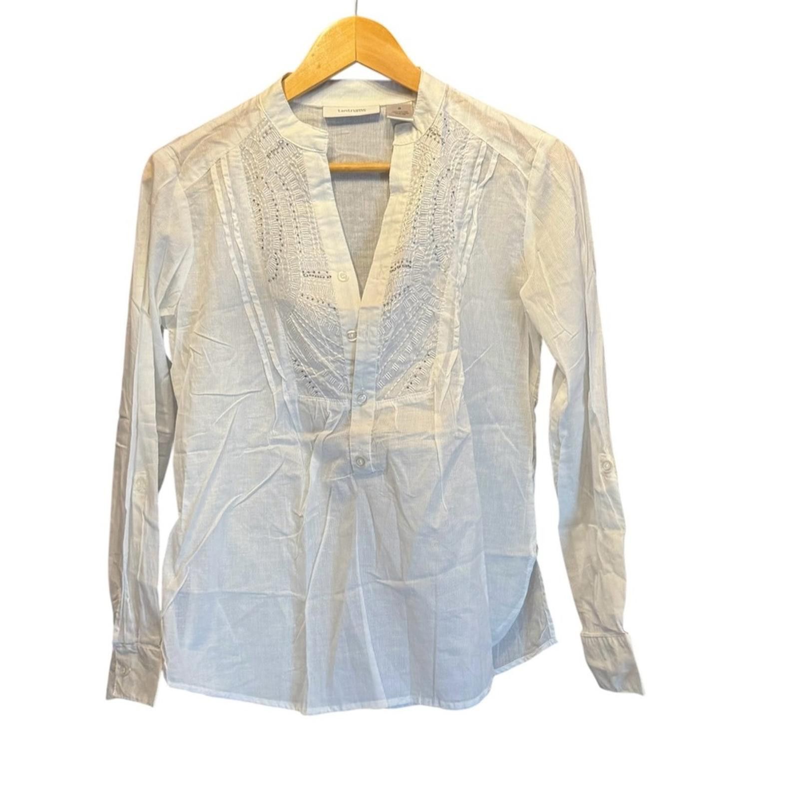 Tantum tantrums. Women's BOHO White Lace Button Down. Size Small. Size S / US 4 / IT 40 - 1 Thumbnail
