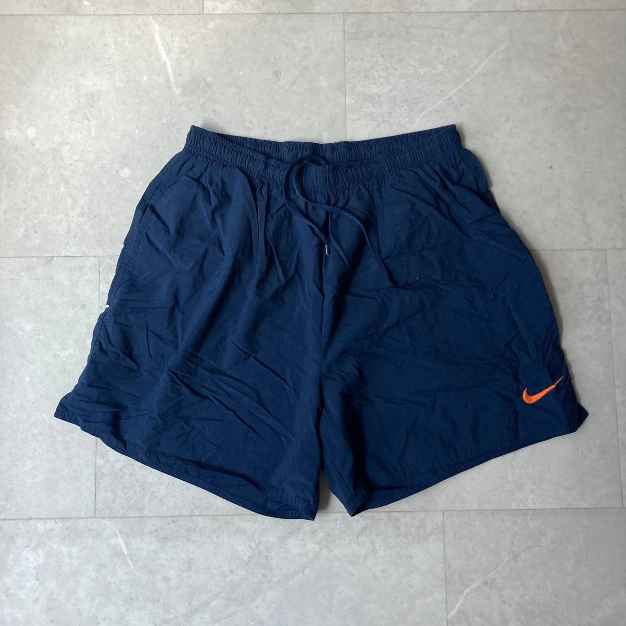 Nike Vintage Nike Nylon Shorts Size Large Size US 32 / EU 48 - 1 Thumbnail