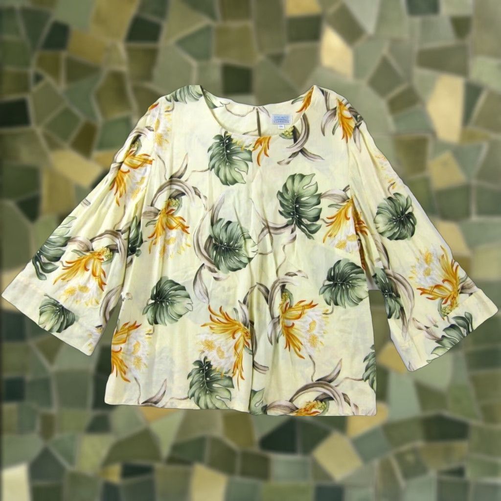 IOLANI IOLANI Blouse Tunic 3/4 Sleeve Floral Hawaiian Rayon Yellow 3X Womens Size XXL / US 16-18 / IT 52-54 - 1 Thumbnail