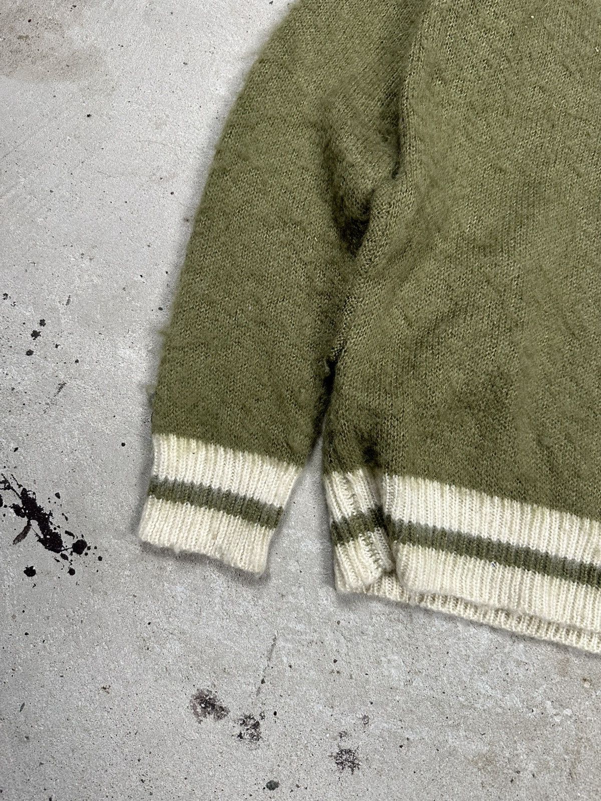 Japanese Brand × Vintage Vintage Y2K Wool & Mohair Olive Cardigan Sweater Knit Size US M / EU 48-50 / 2 - 3 Thumbnail