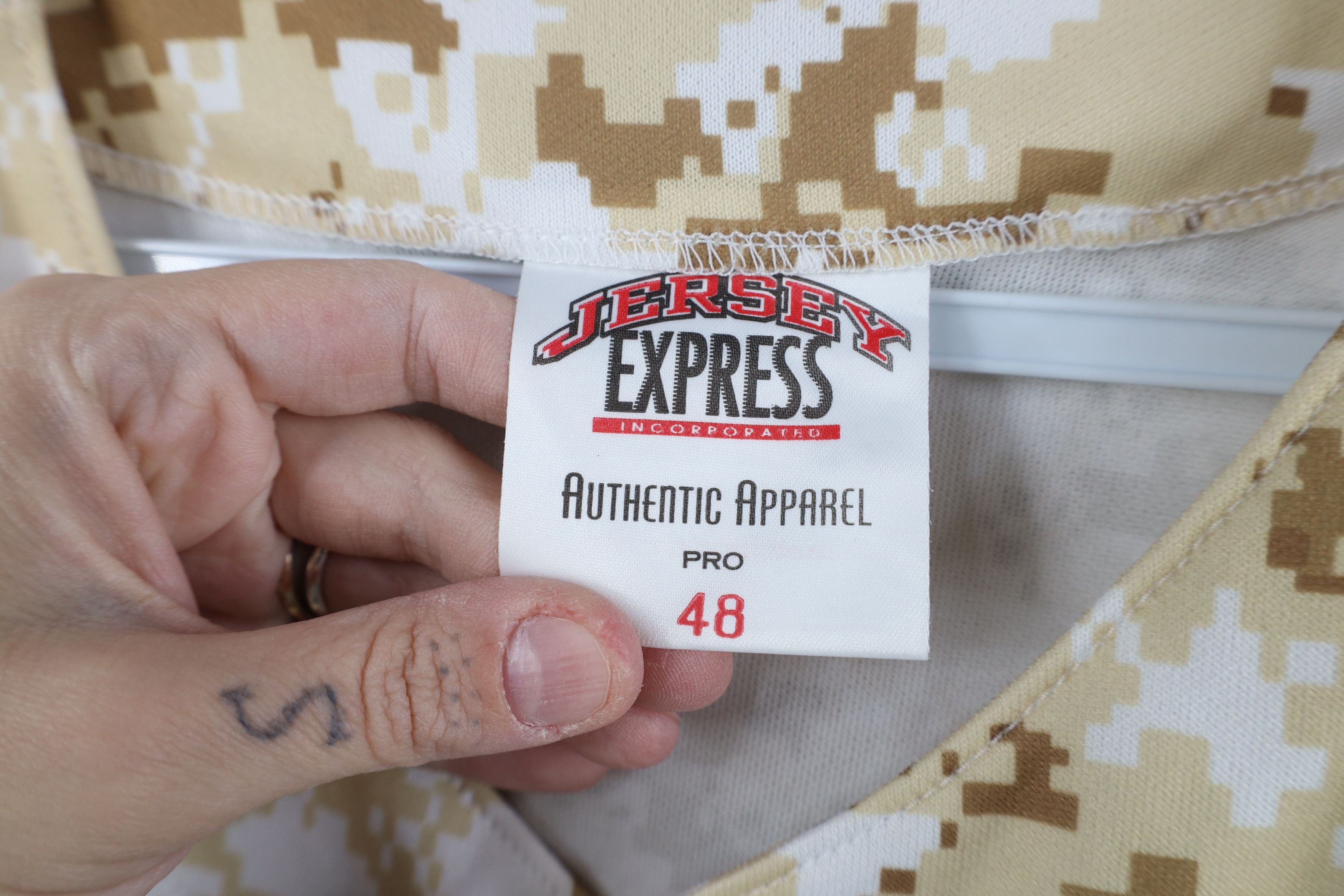 Vintage Autographed Round Rock Express Minor League Baseball Jersey Size US XXL / EU 58 / 5 - 9 Thumbnail