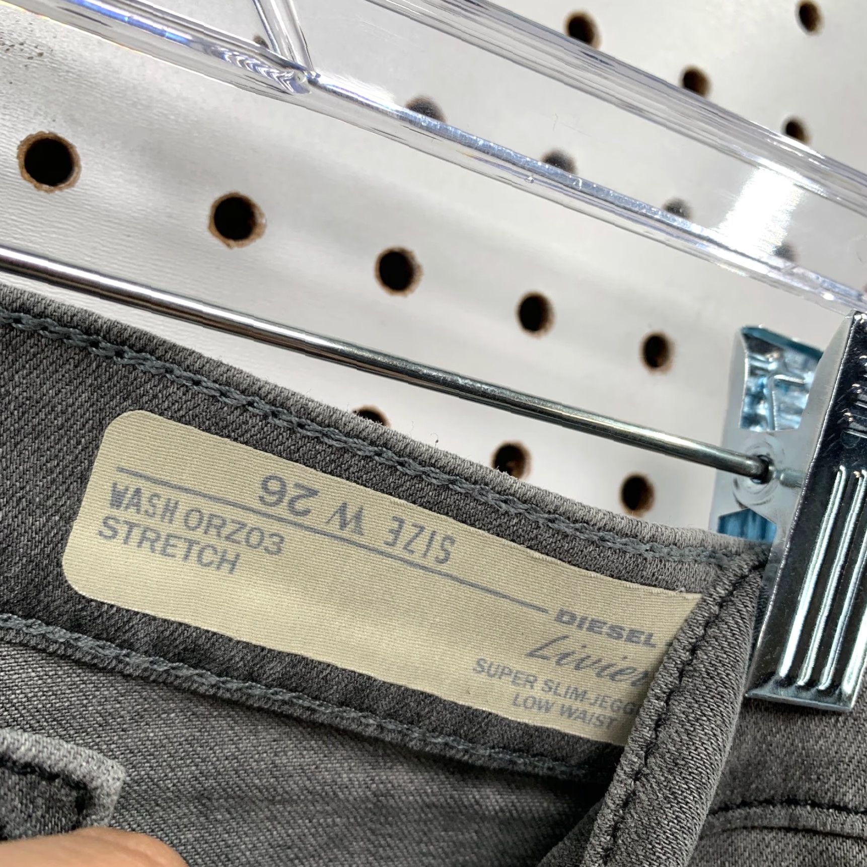 Diesel Diesel Jeans Womens 26 Gray Stretch Jeggings Low Rise 26x32.5 Slim 5-Pocket Denim Leather Logo No Vintage N/A Size 26" / US 2 / IT 38 - 4 Thumbnail